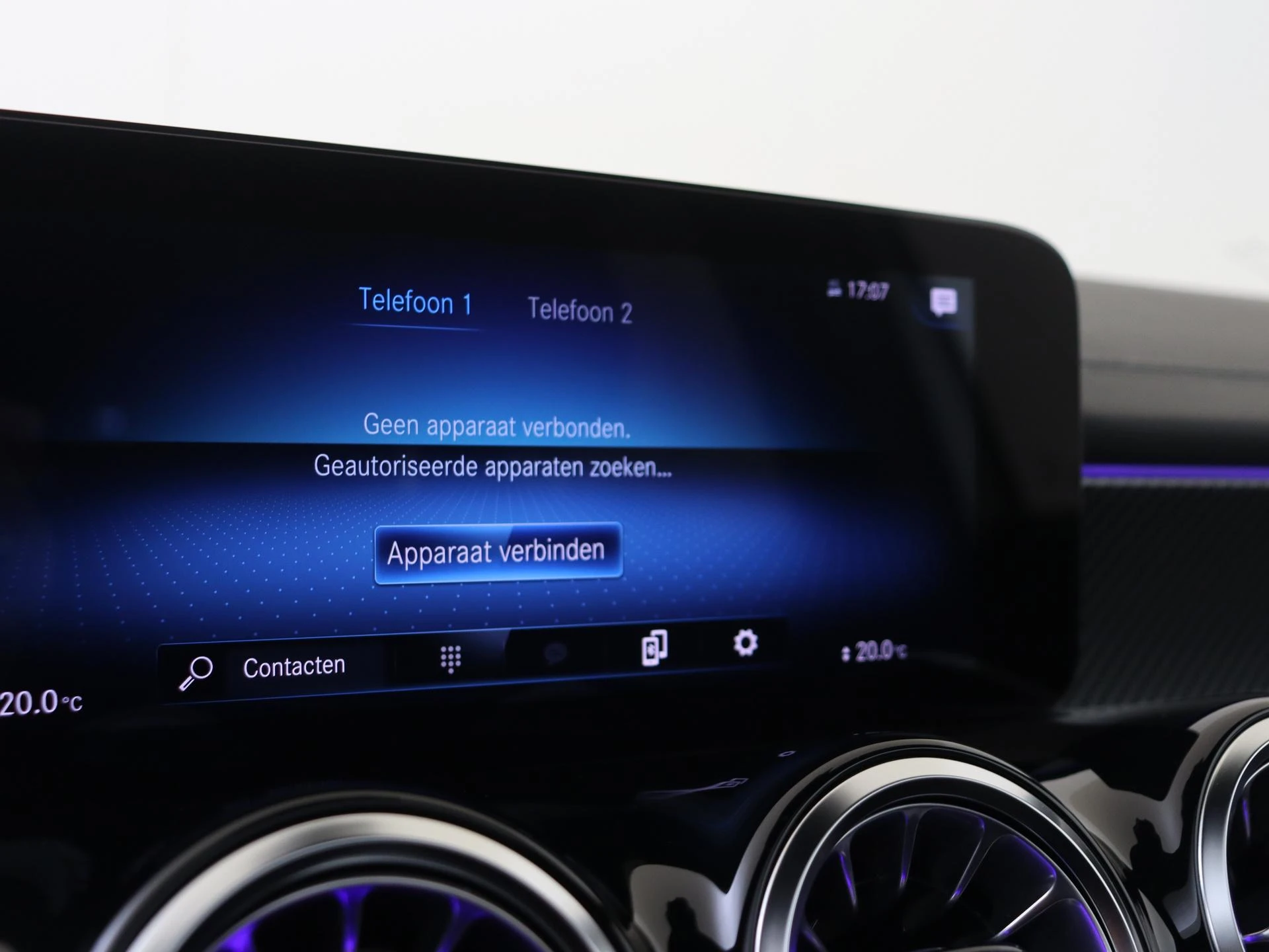 Mercedes-Benz-GLB-image-20