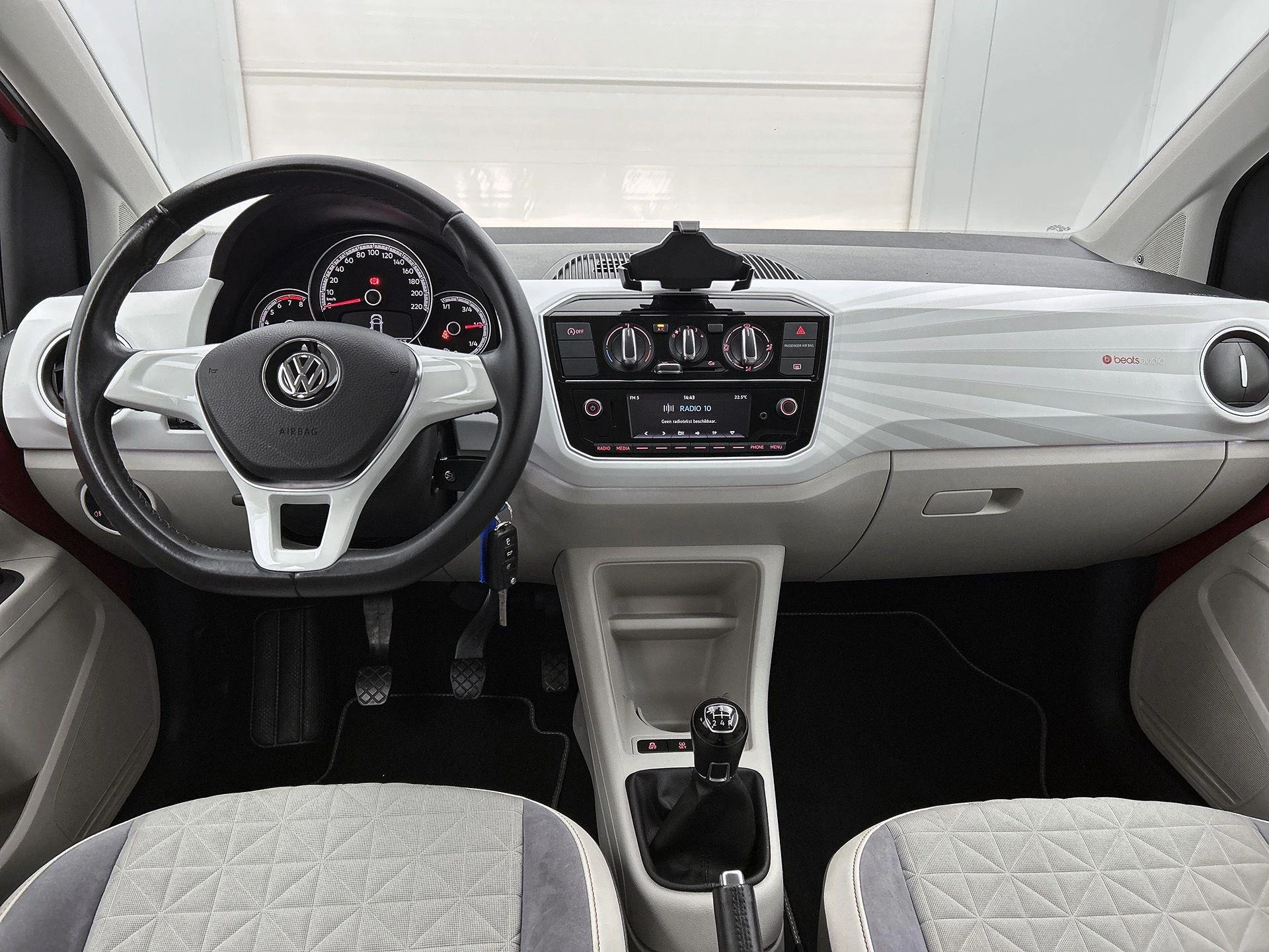 Volkswagen up! 1.0 BMT up! beats