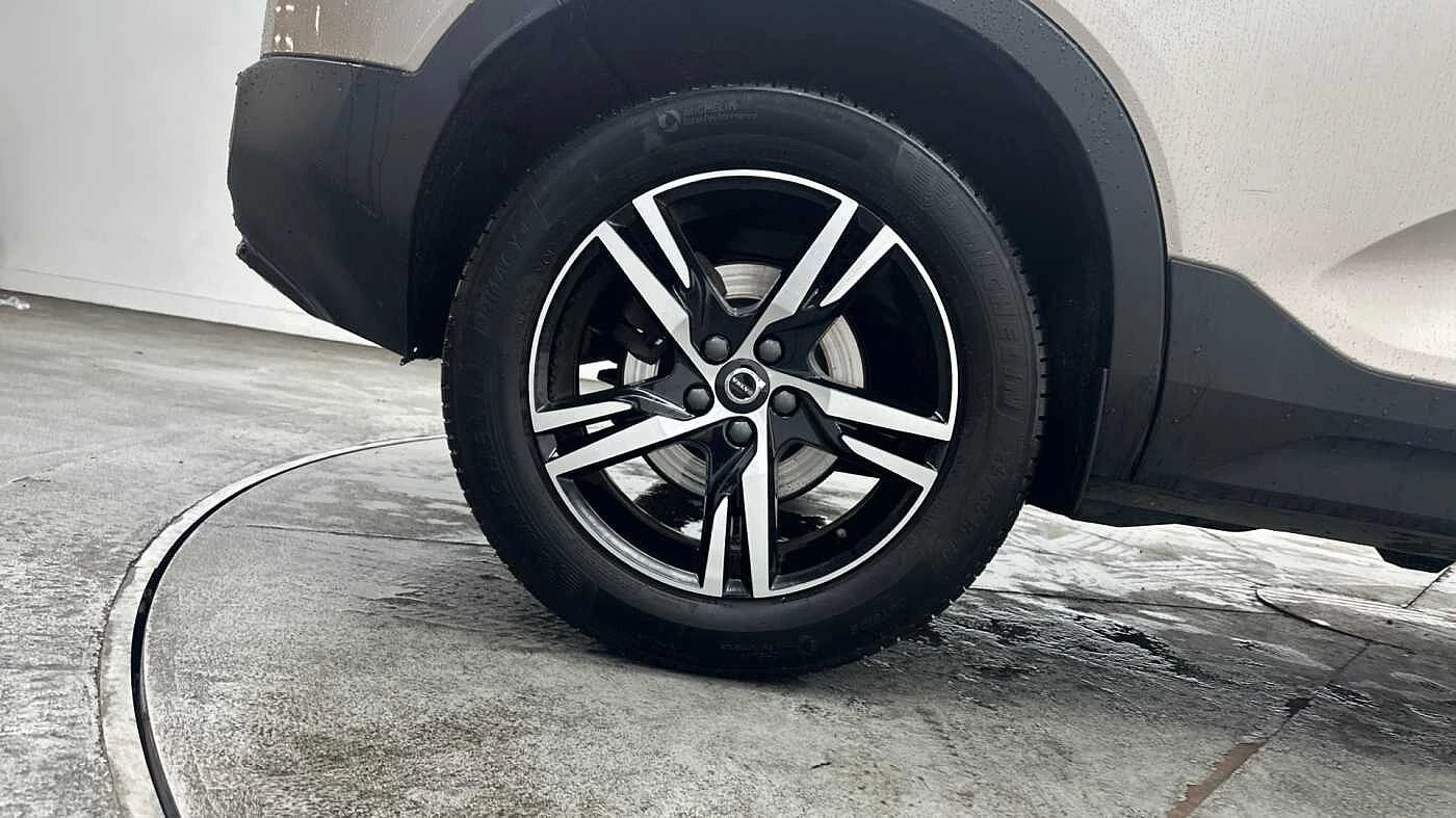 Volvo-XC40-image-9