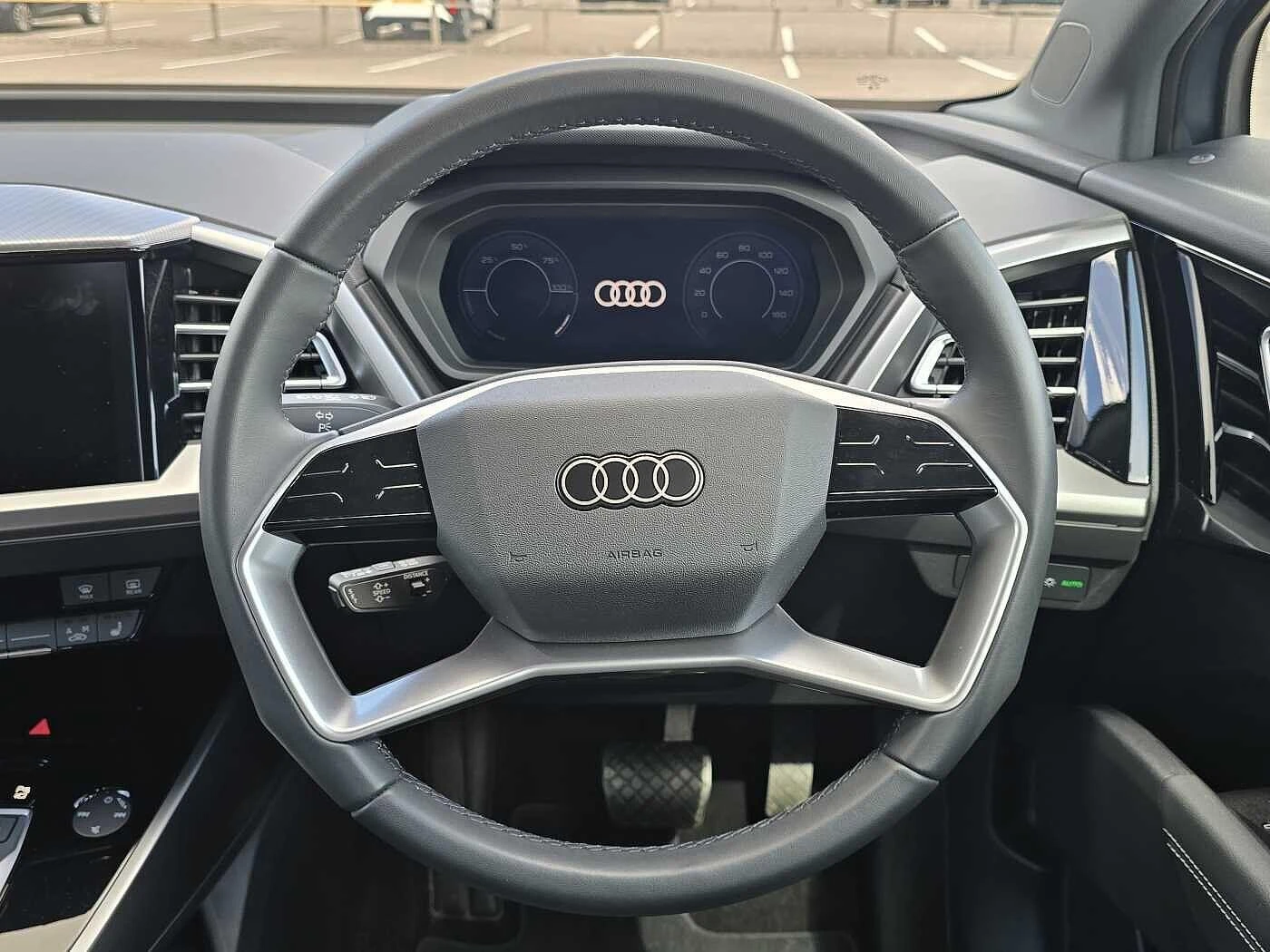 Audi-Q4 e-tron-image-8
