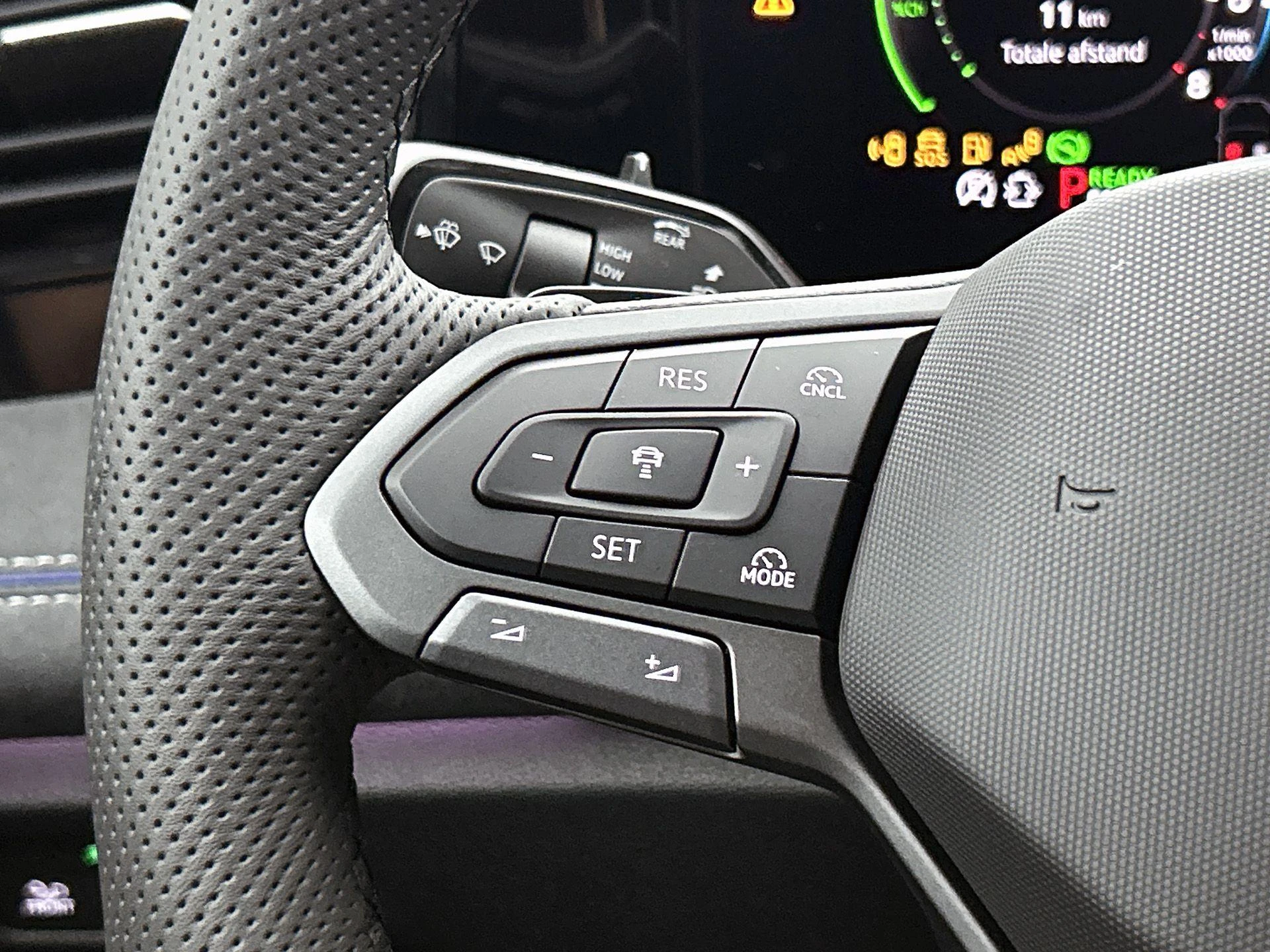 Volkswagen Tiguan 1.5 eHybrid R-Line Edition
