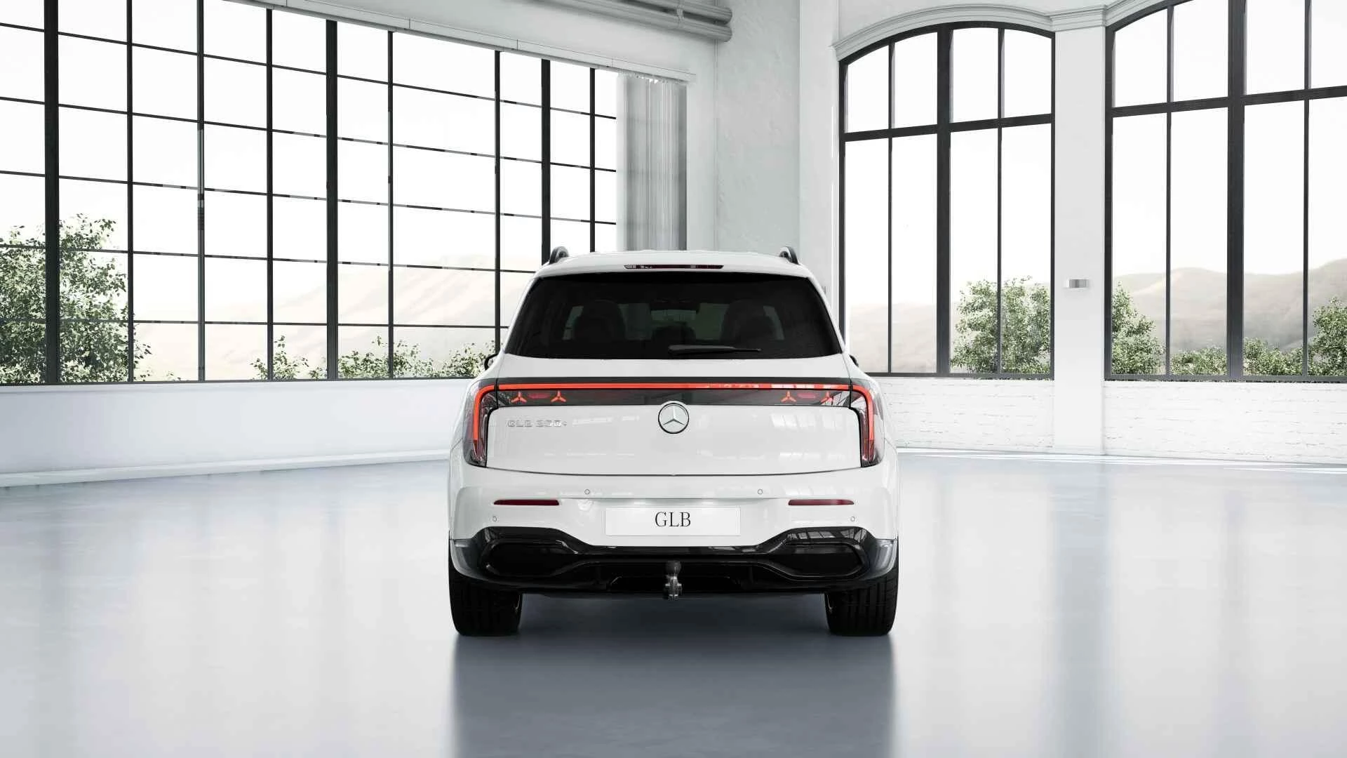 Mercedes-Benz-GLB-image-5