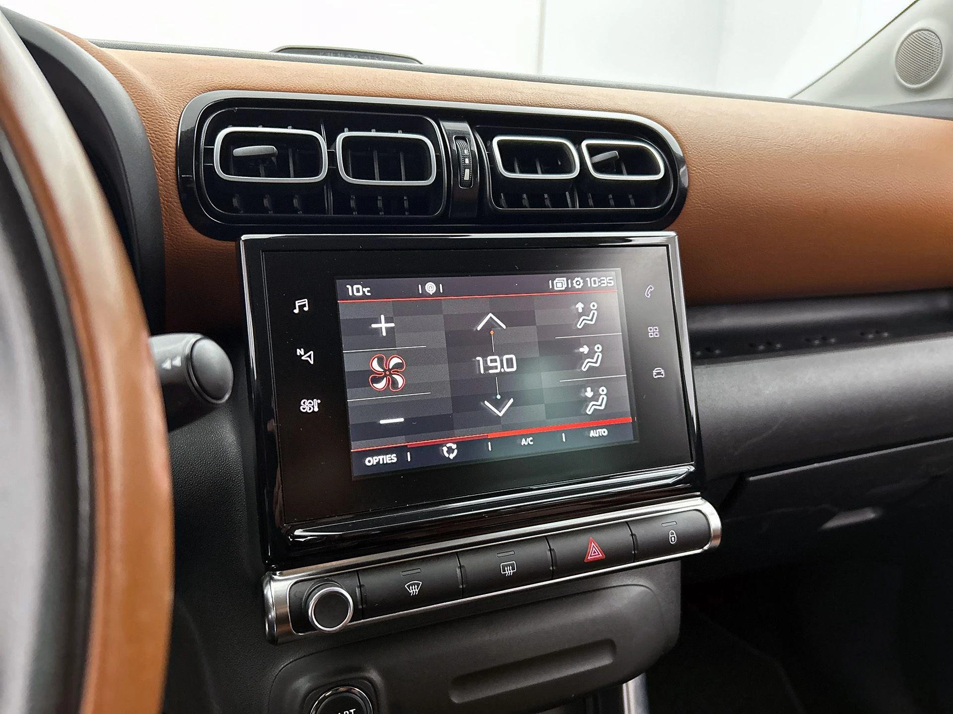 Citroën-C3 Aircross-image-16