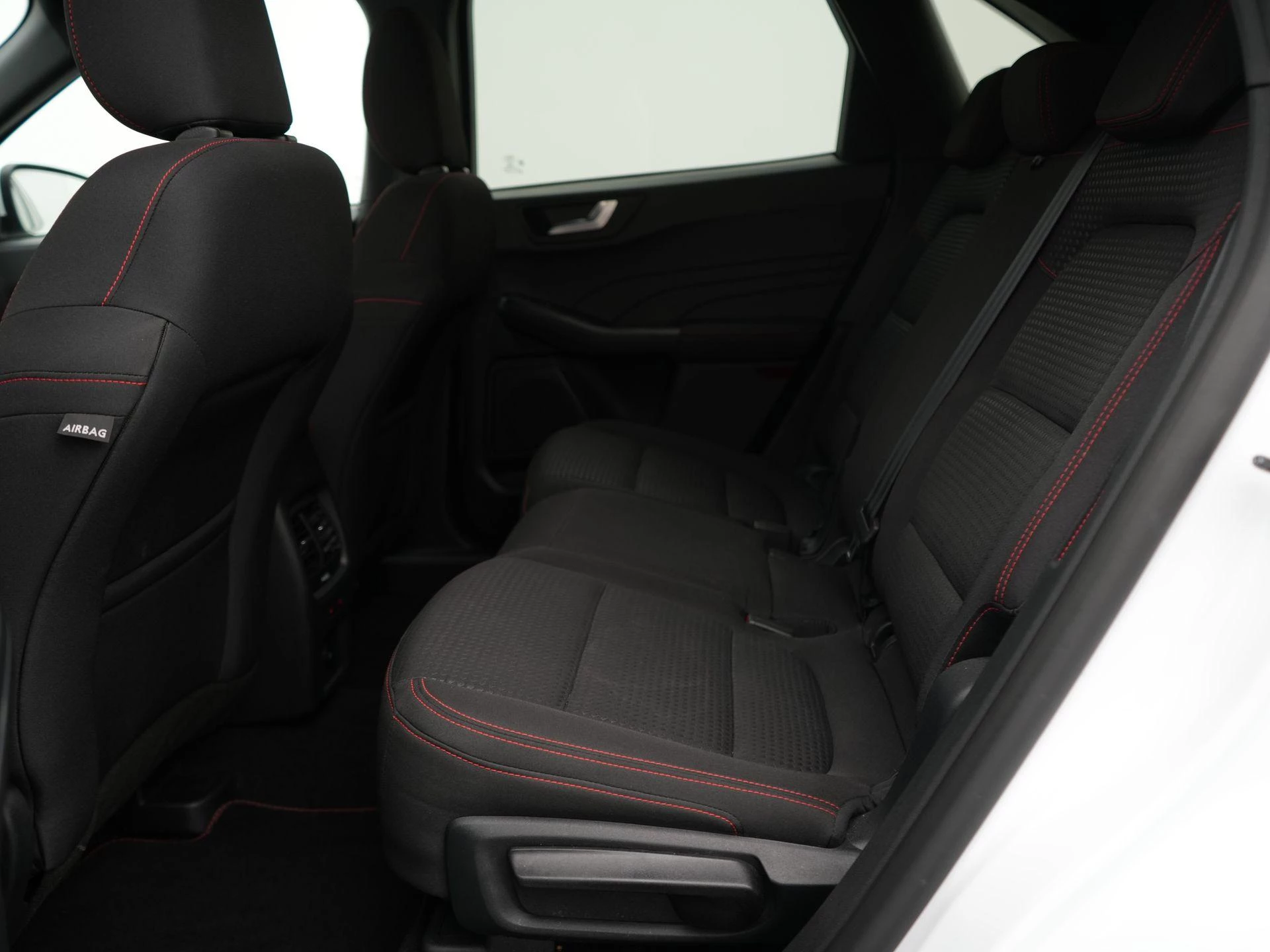 Ford-Kuga-image-10