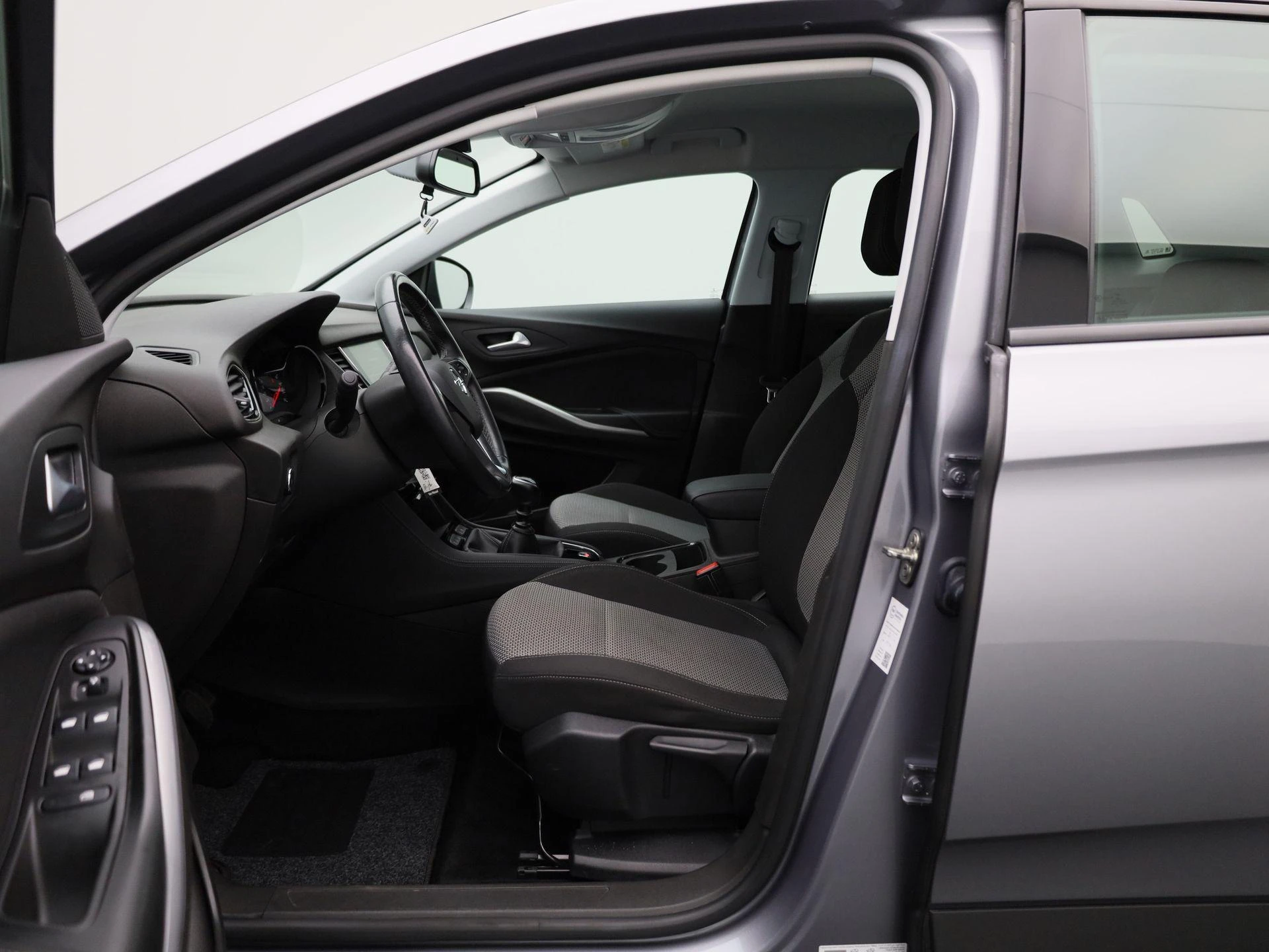 Opel-Grandland X-image-8