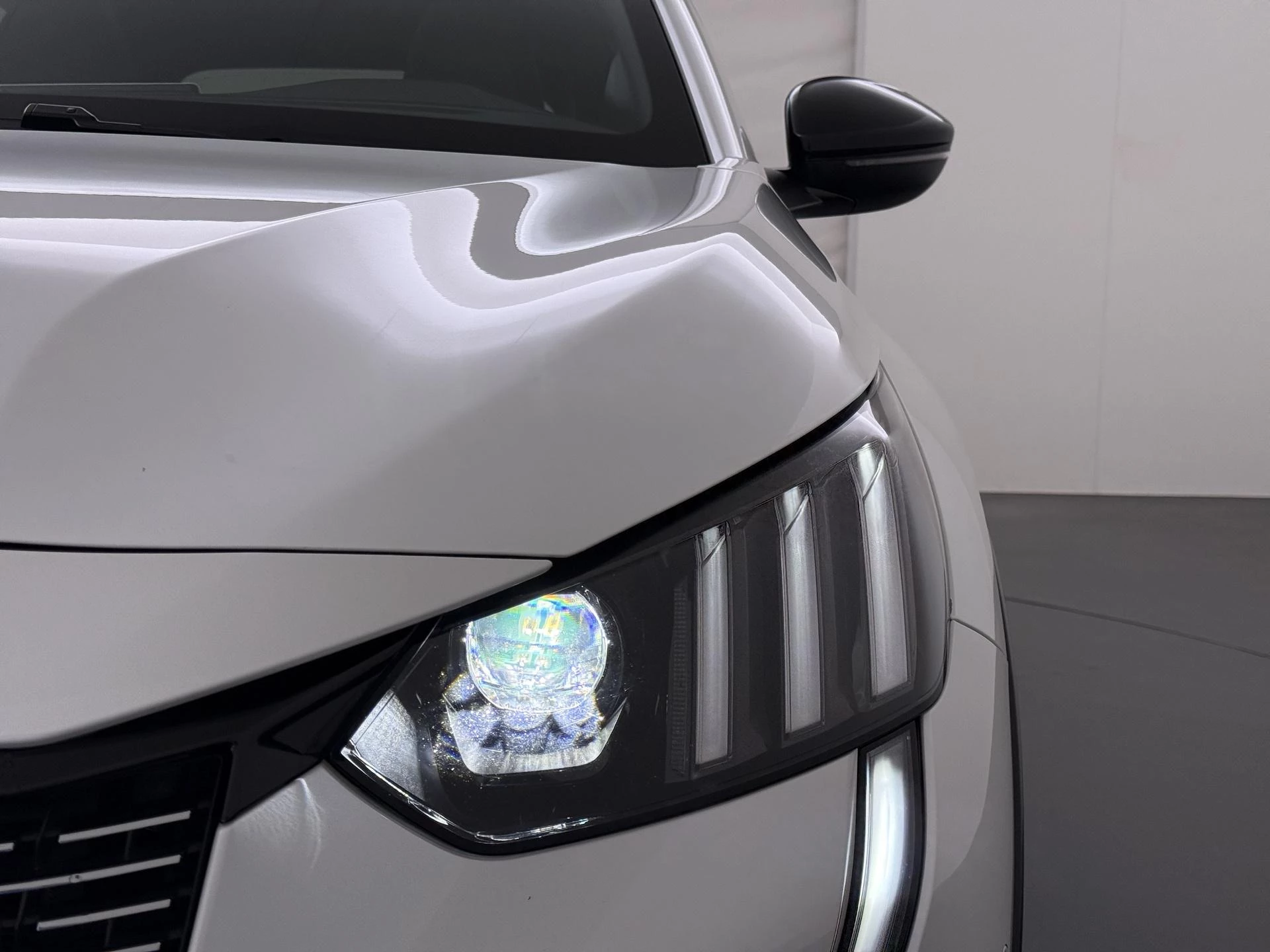 Peugeot-208-image-29