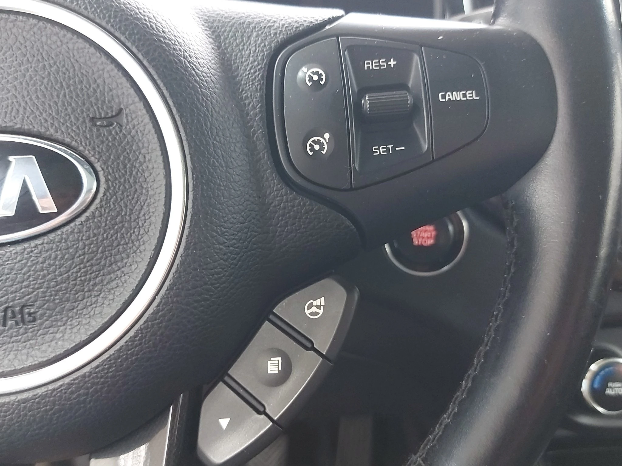 Kia-Carens-image-20