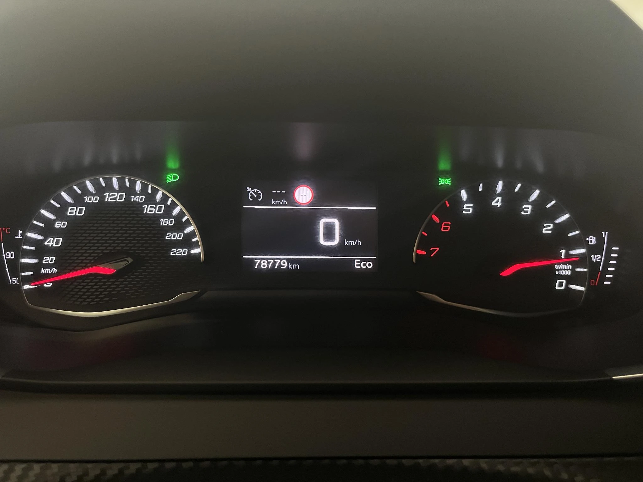 Peugeot-2008-image-6