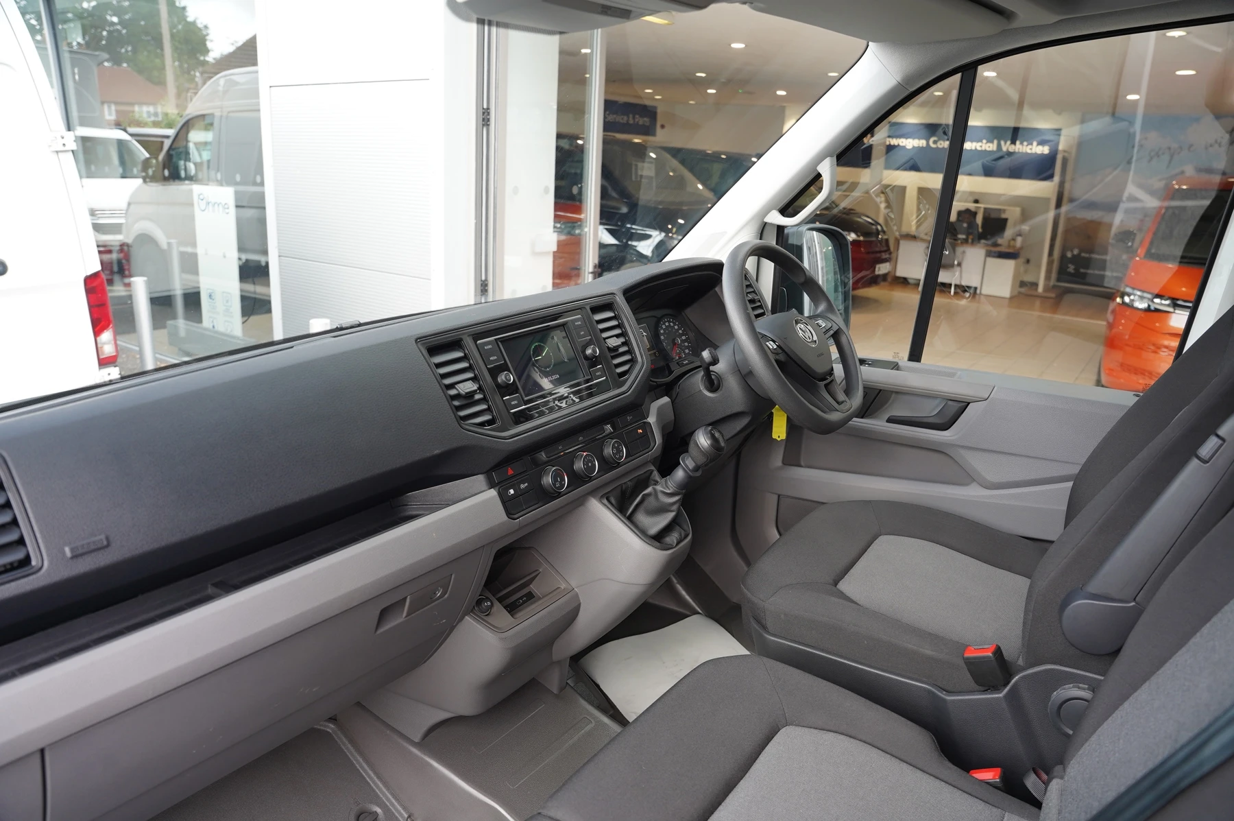 Volkswagen-Crafter-image-1