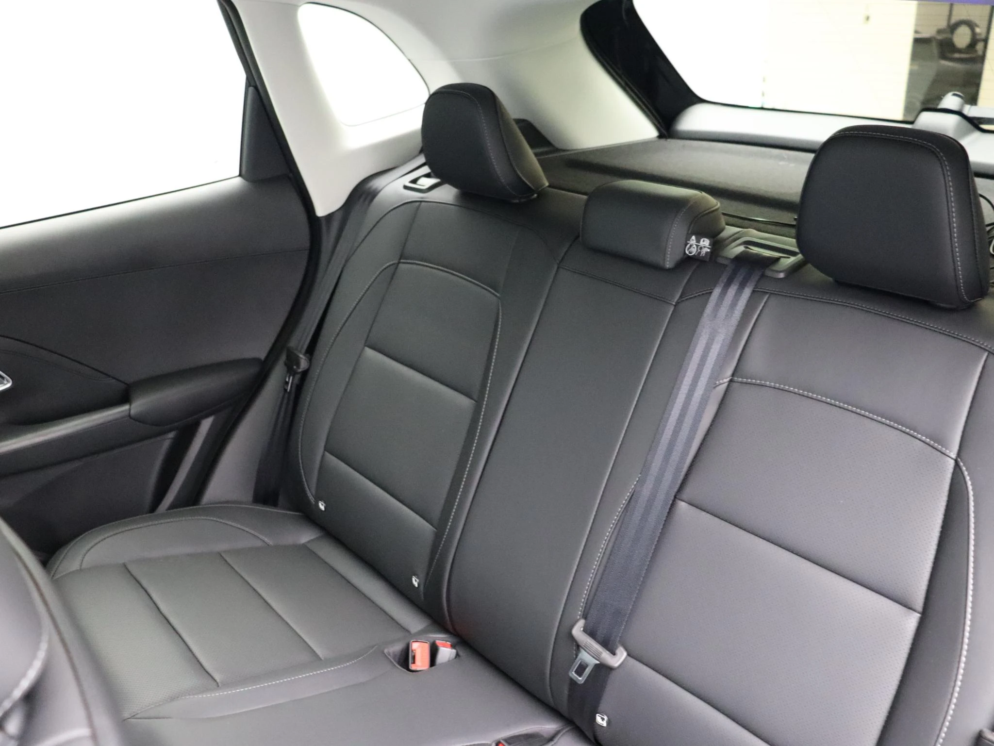 MG-ZS-image-12