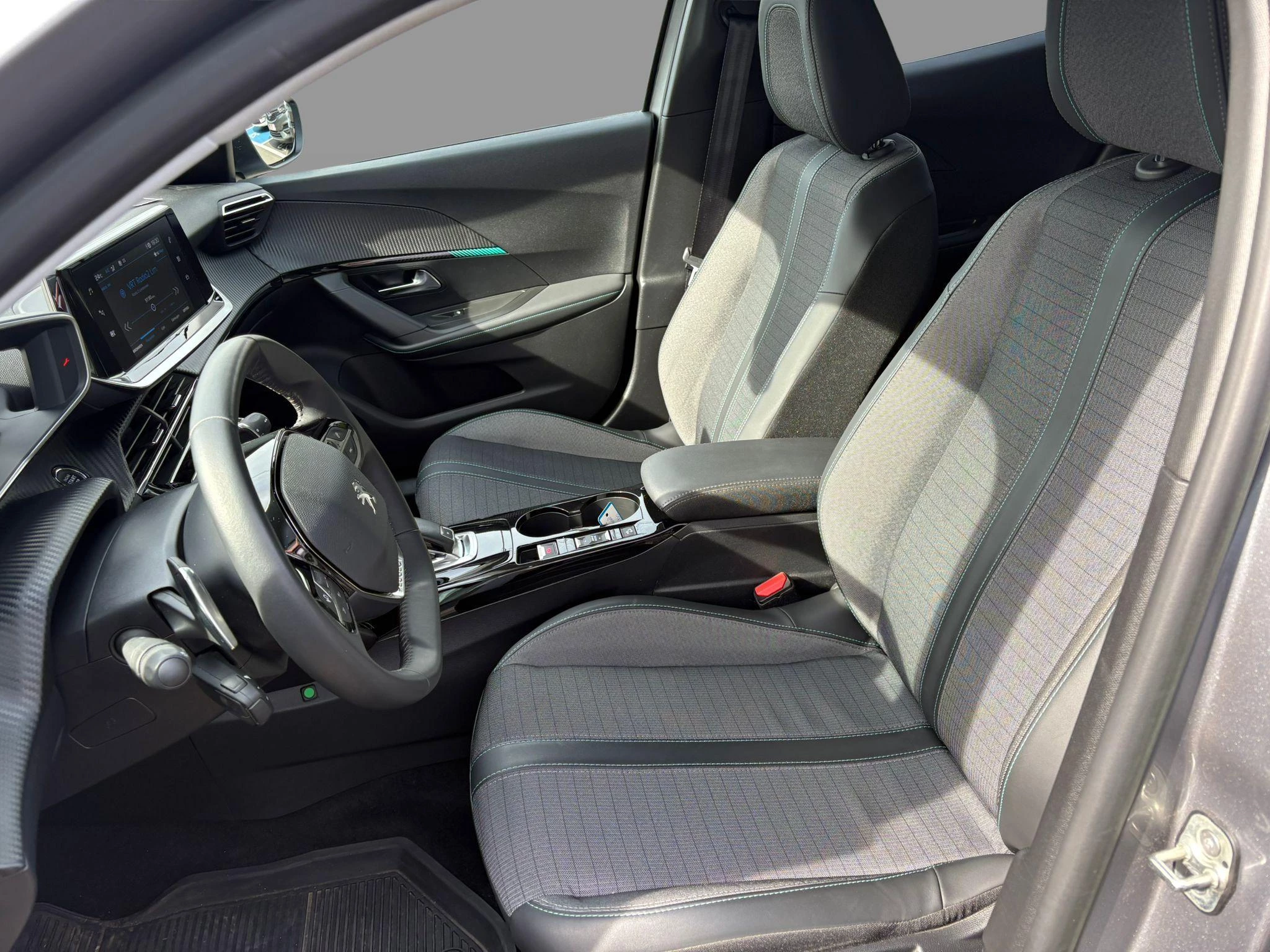 Peugeot-2008-image-11