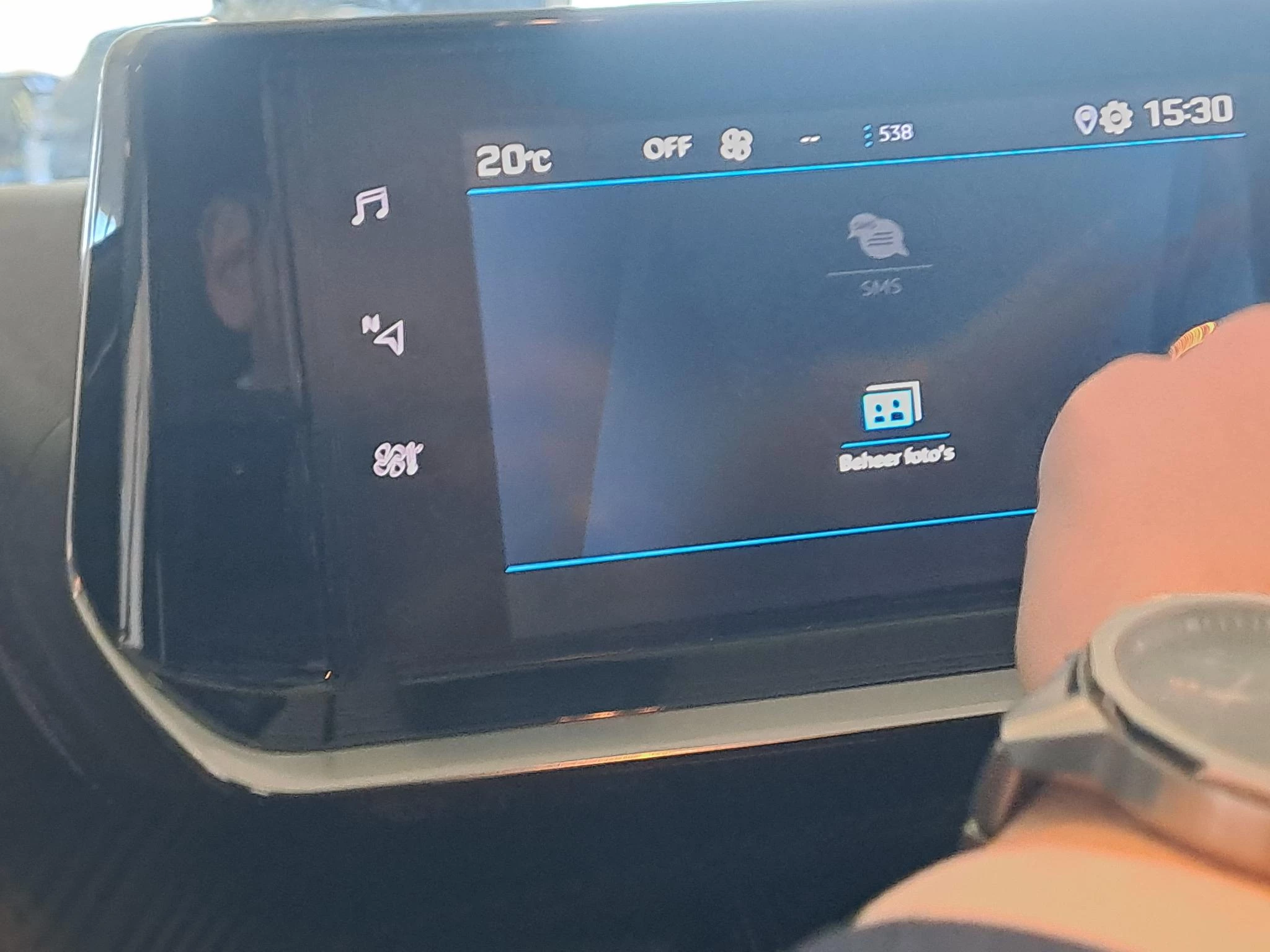 Peugeot-208-image-13