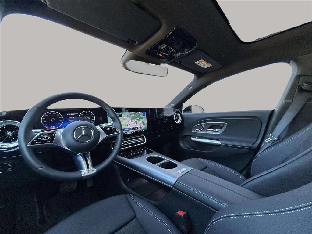 Mercedes-Benz-CLA-image-12