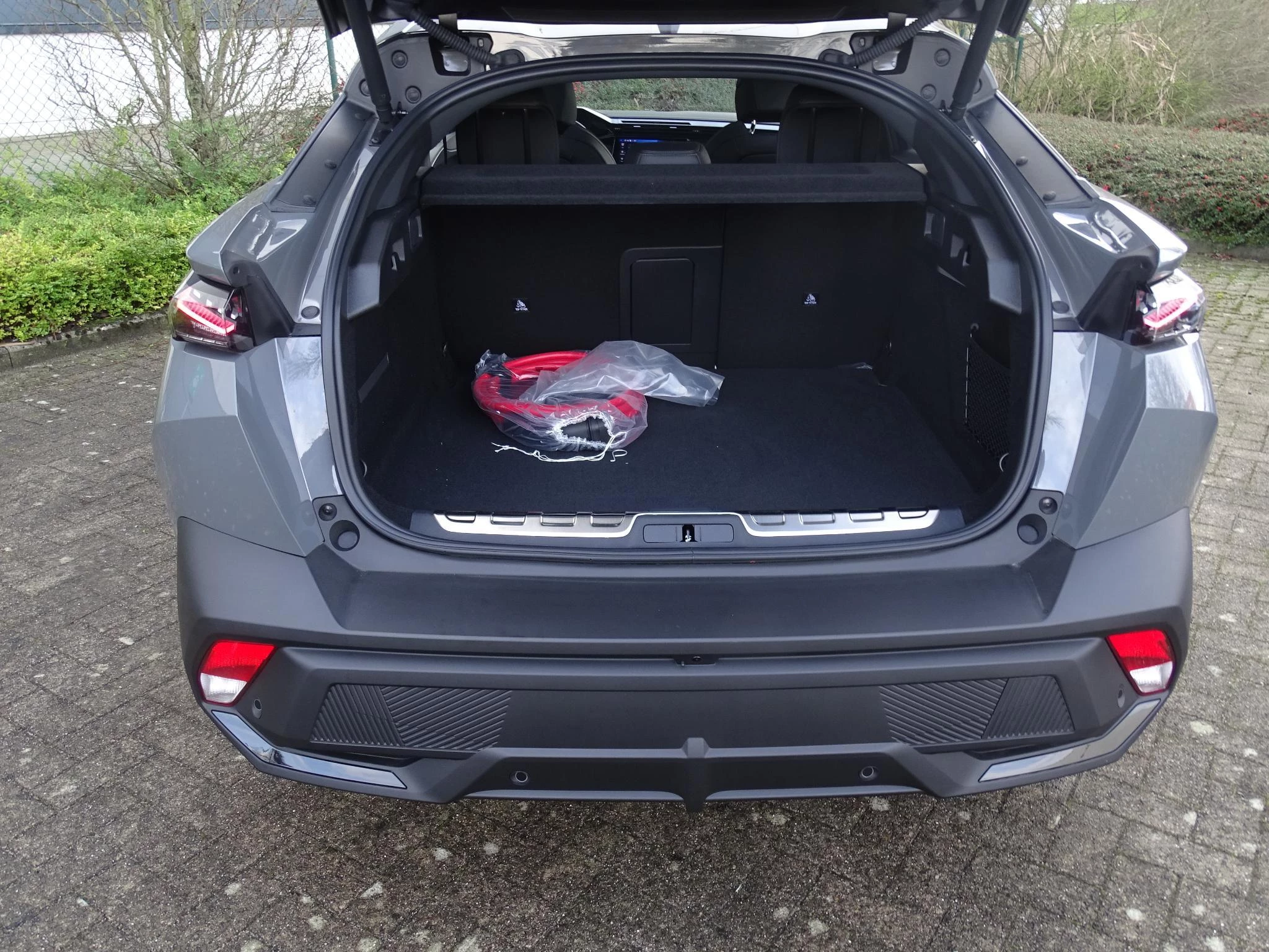 Peugeot-408-image-17