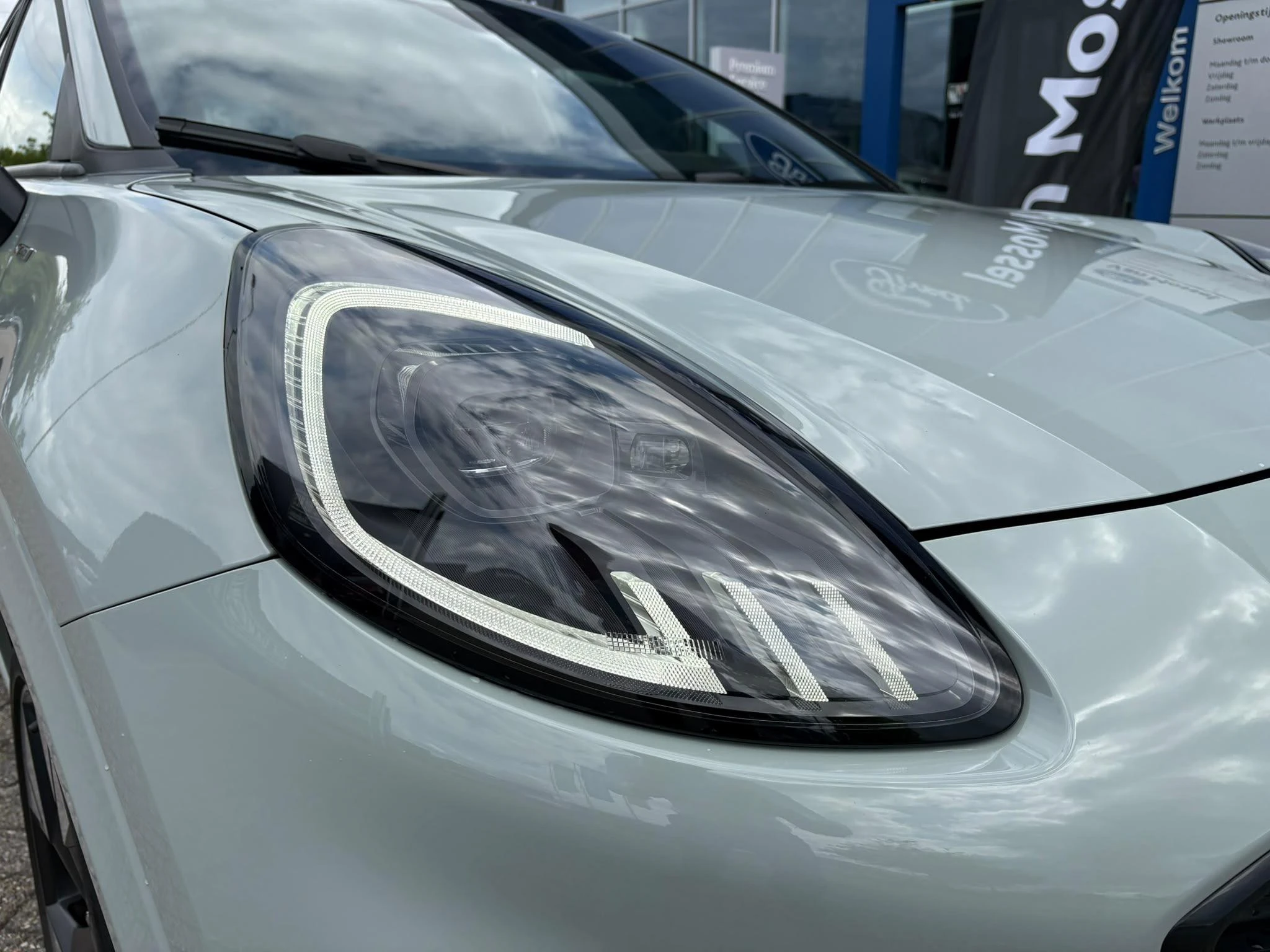 Ford Puma 1.0 EcoBoost Hybrid ST-Line X