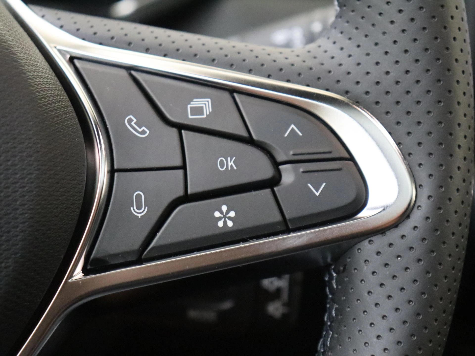 Renault-Captur-image-12