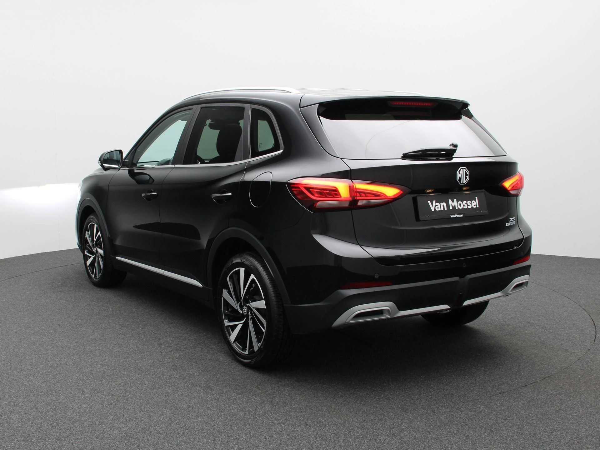 MG-ZS-image-1