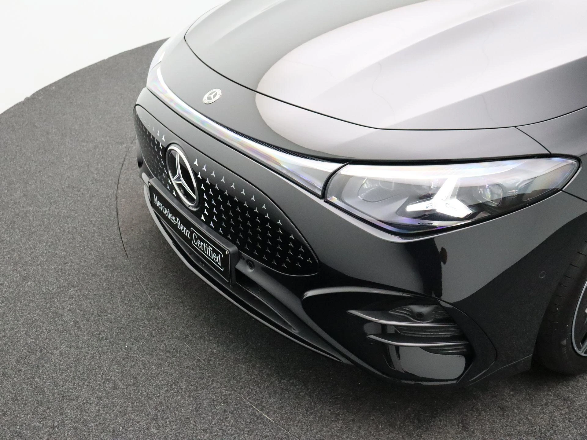 Mercedes-Benz-CLA-image-29