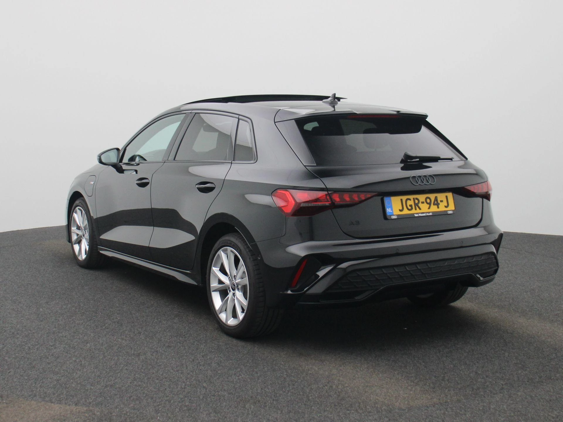 Audi-A3-image-1