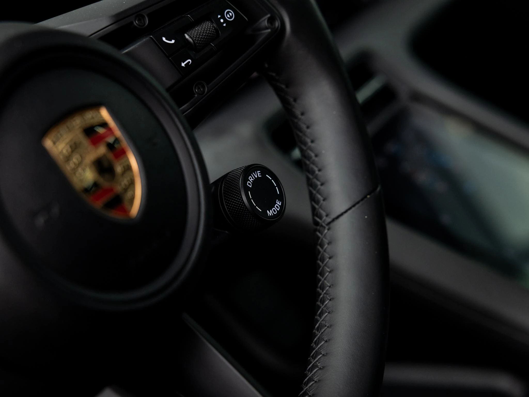 Porsche-Taycan-image-19