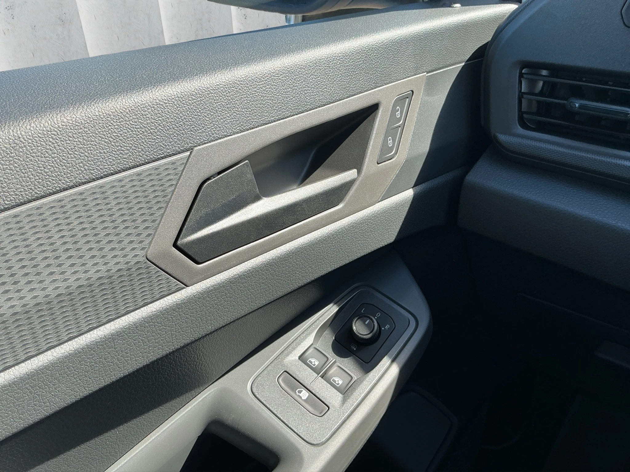 Ford-Transit Connect-image-15