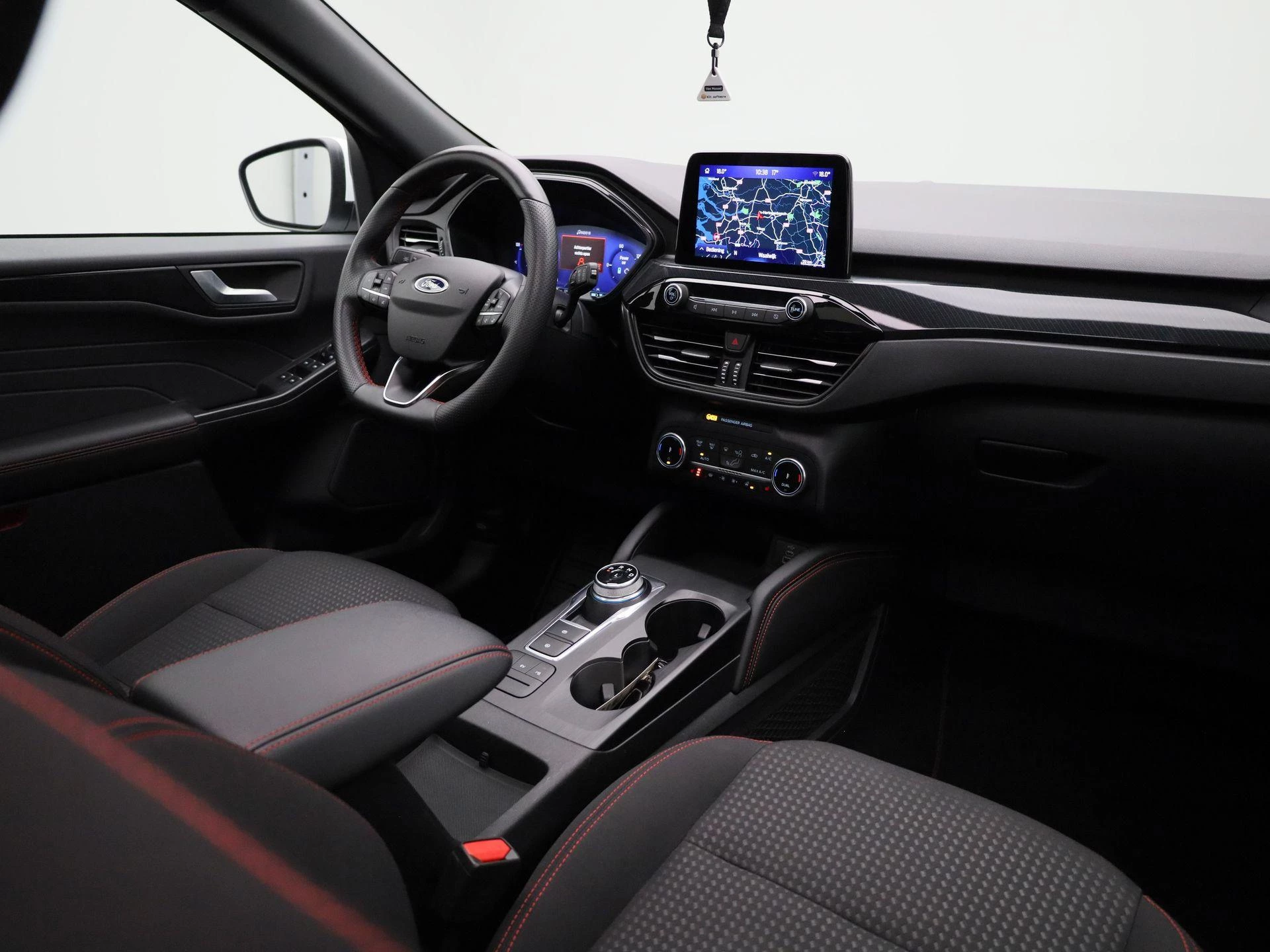 Ford-Kuga-image-37