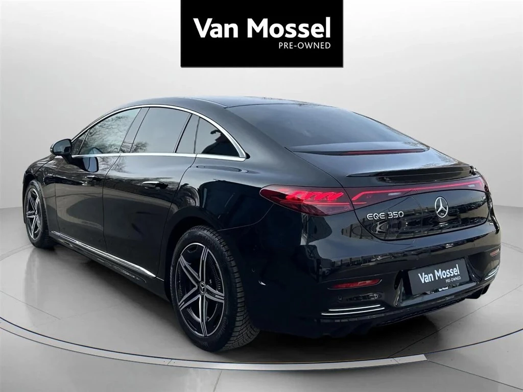 Mercedes-Benz-EQE-image-6