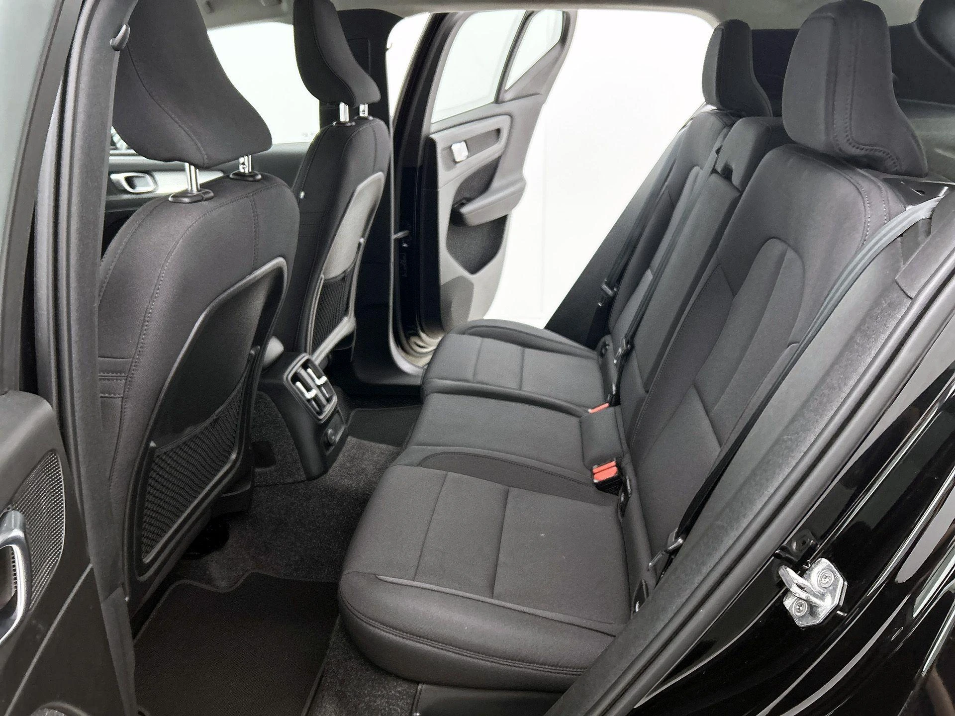 Volvo-XC40-image-17