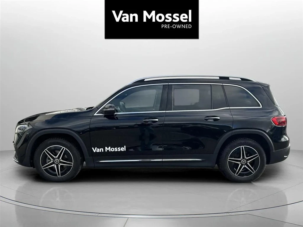 Mercedes-Benz-EQB-image-7