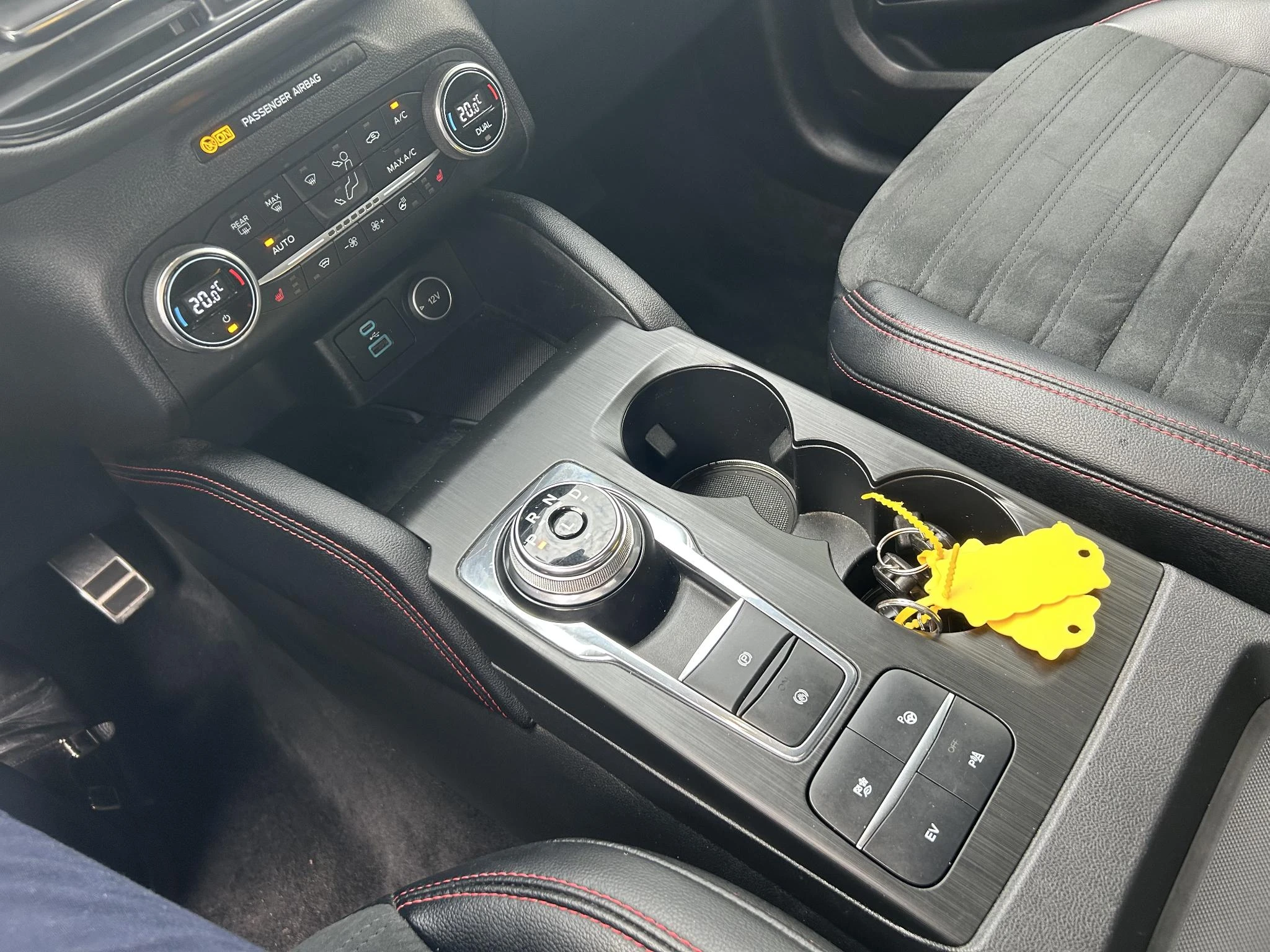 Ford-Kuga-image-16