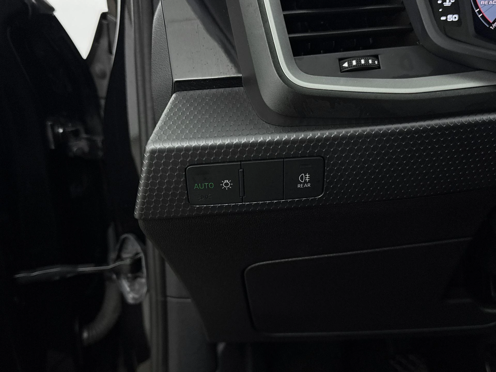 Audi-A1 Sportback-image-18