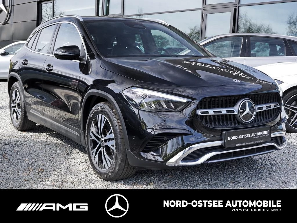 Mercedes-Benz-GLA-image-2