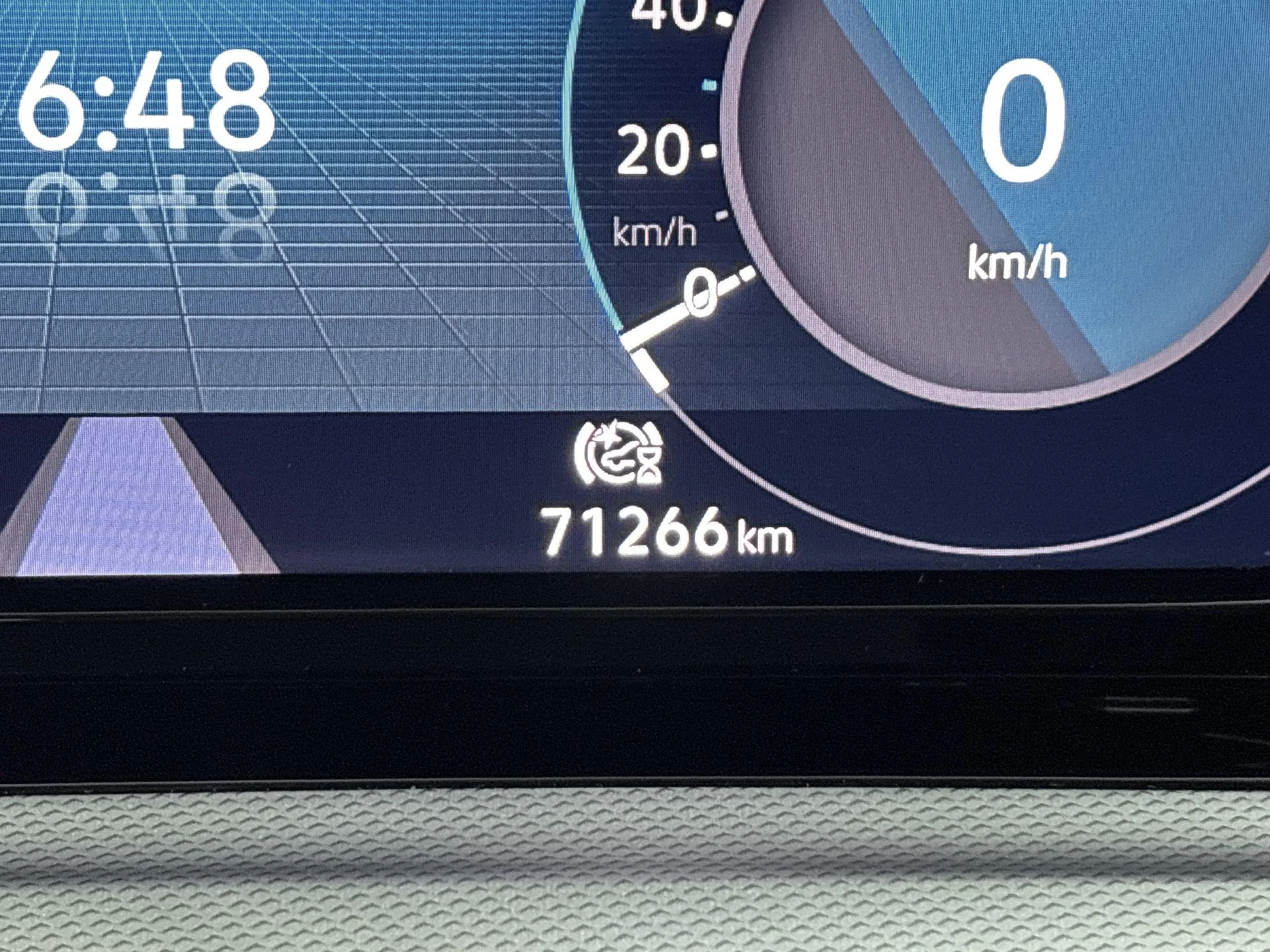 Volkswagen-Golf-image-8