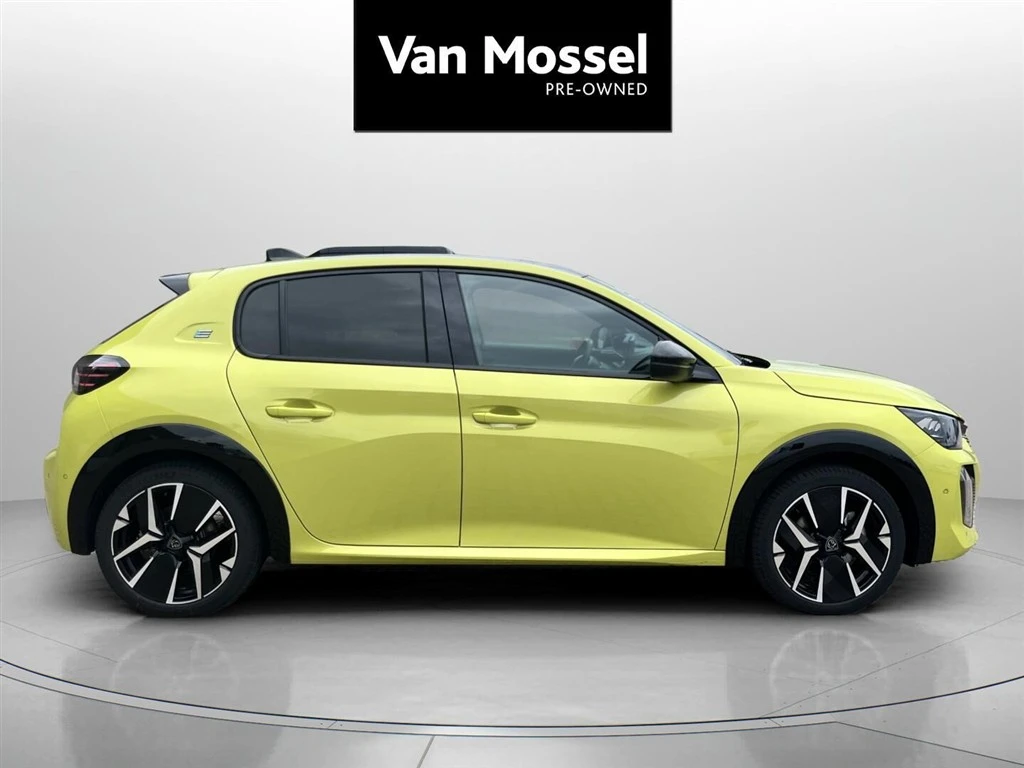 Peugeot-e-208-image-3