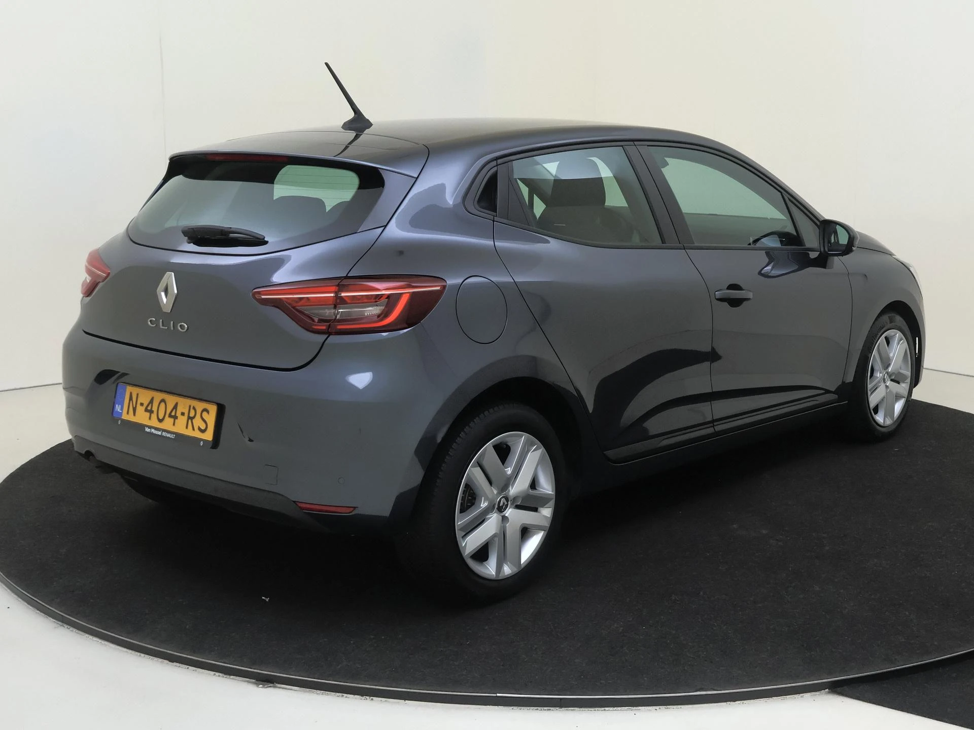 Renault-Clio-image-3