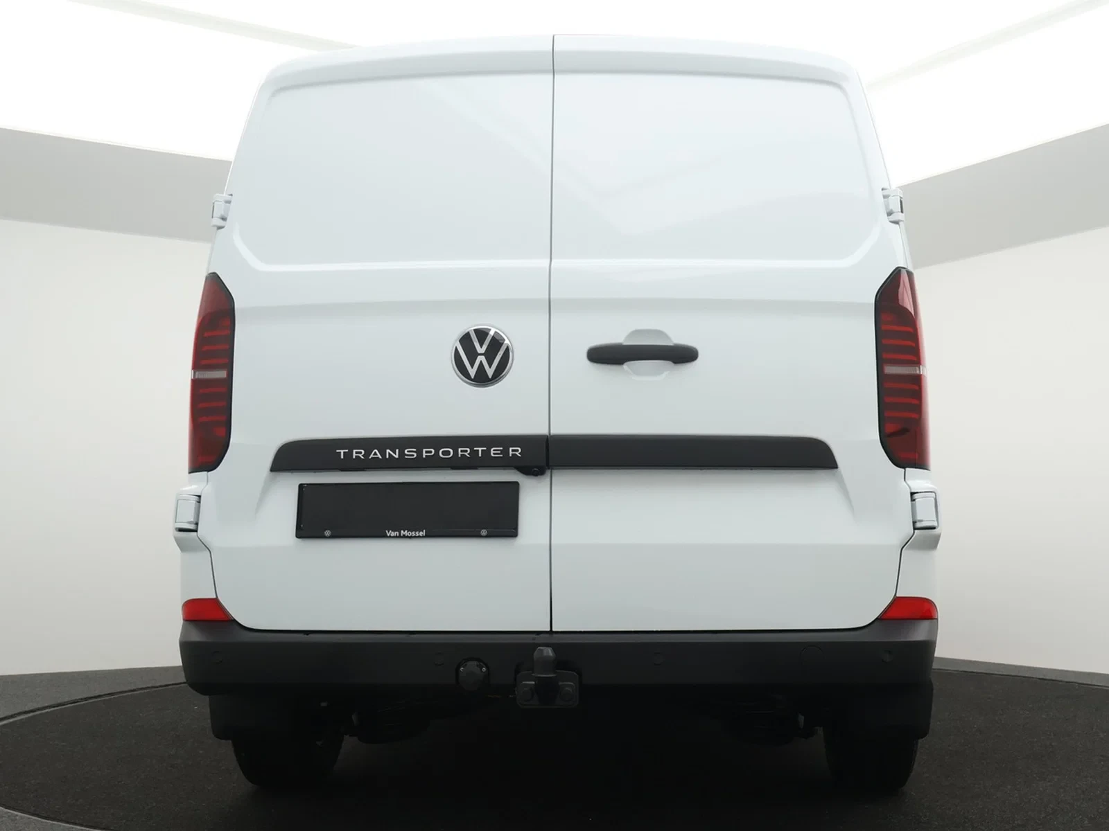 Volkswagen-Transporter-image-3