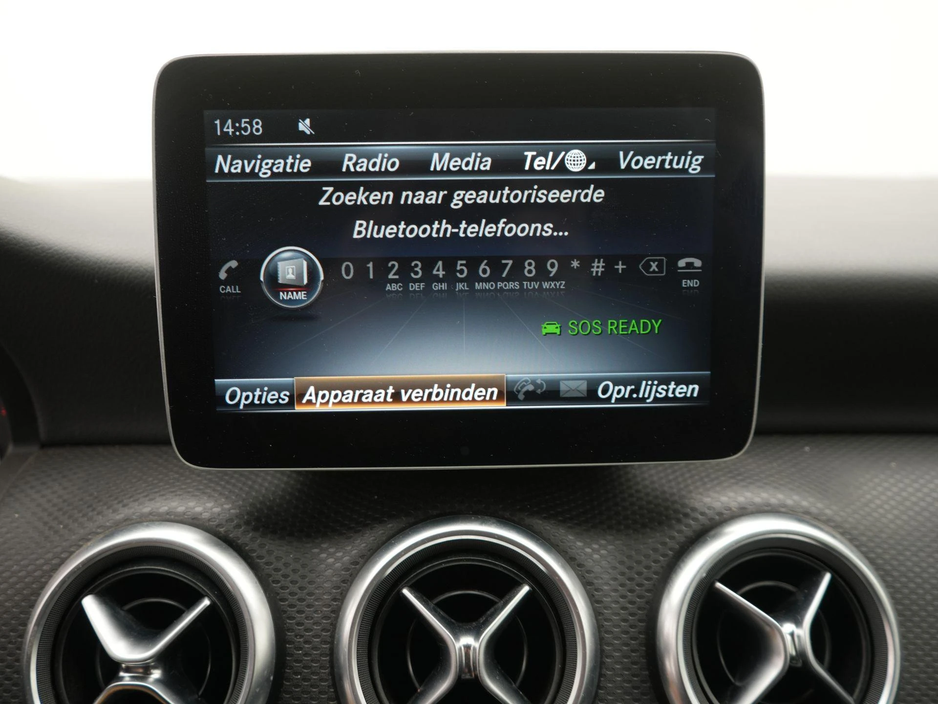 Mercedes-Benz-A-Klasse-image-13