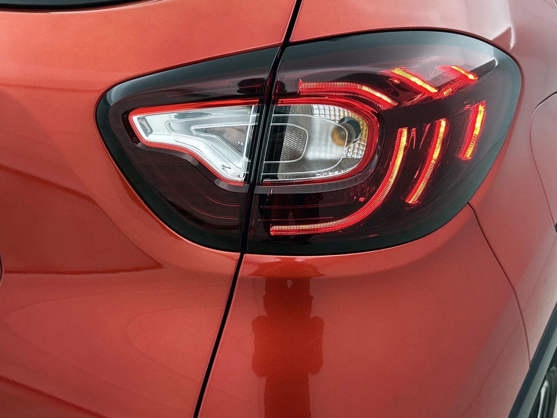 Renault-Captur-image-12