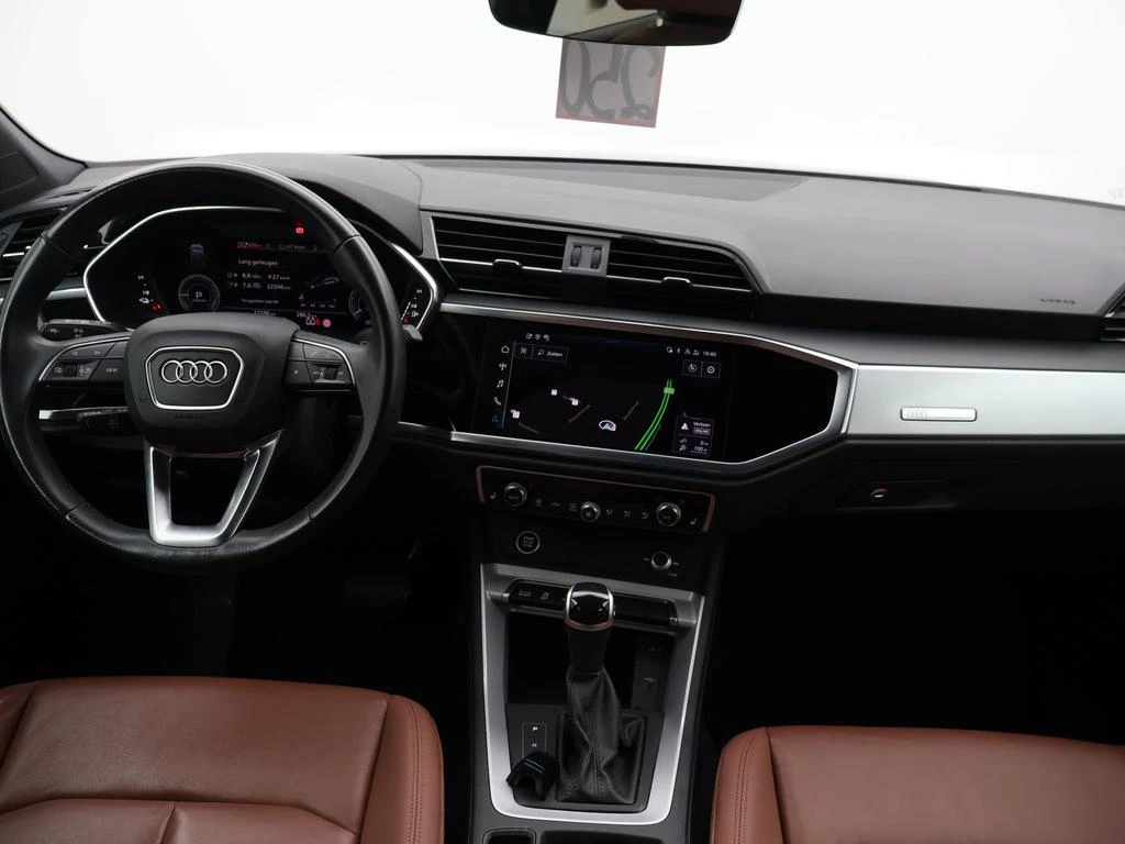 Audi Q3 Sportback PHEV Audi Q3 PHEV Sportback Attraction 45 TFSIe 245pk *AUTOMAAT*BRUIN LEDER*KEYLESS*VIRTUAL COCKPIT*CRUISE*NAVI*ZETELVERWARMING*