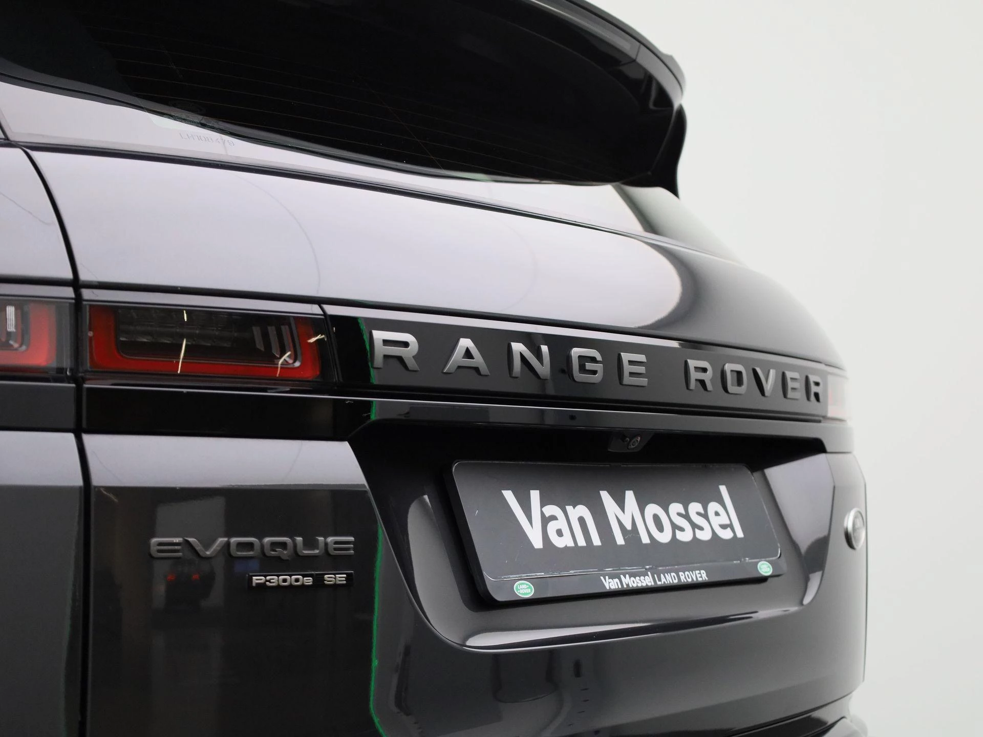 Land Rover-Range Rover Evoque-image-43