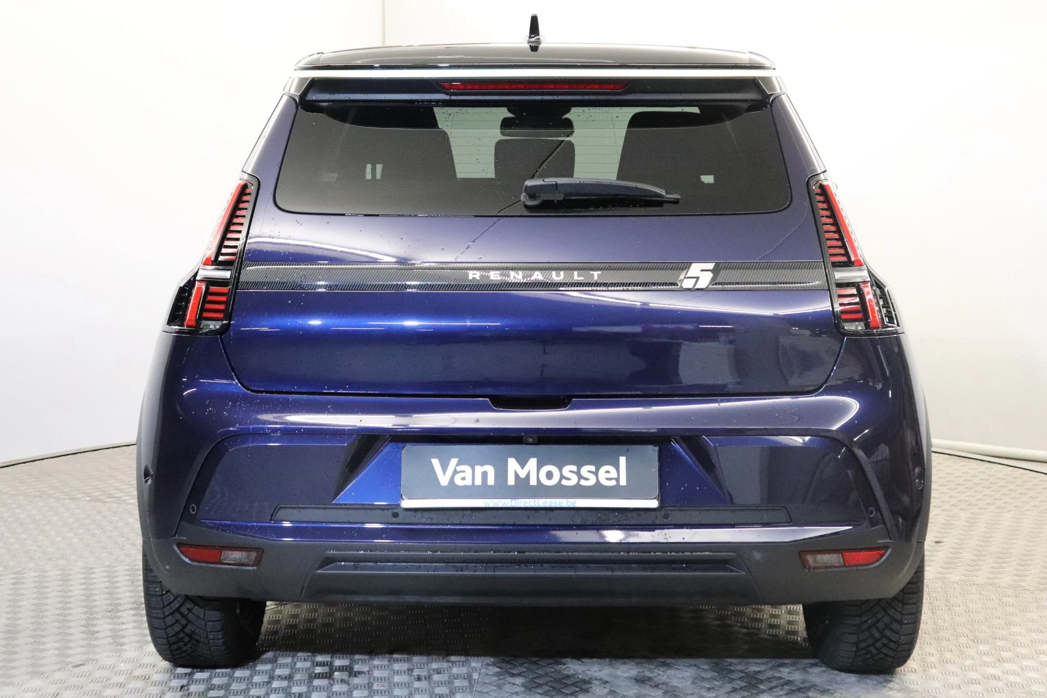 Renault 5 E-Tech electric EV 52kWh Techno 110 kW comfort range