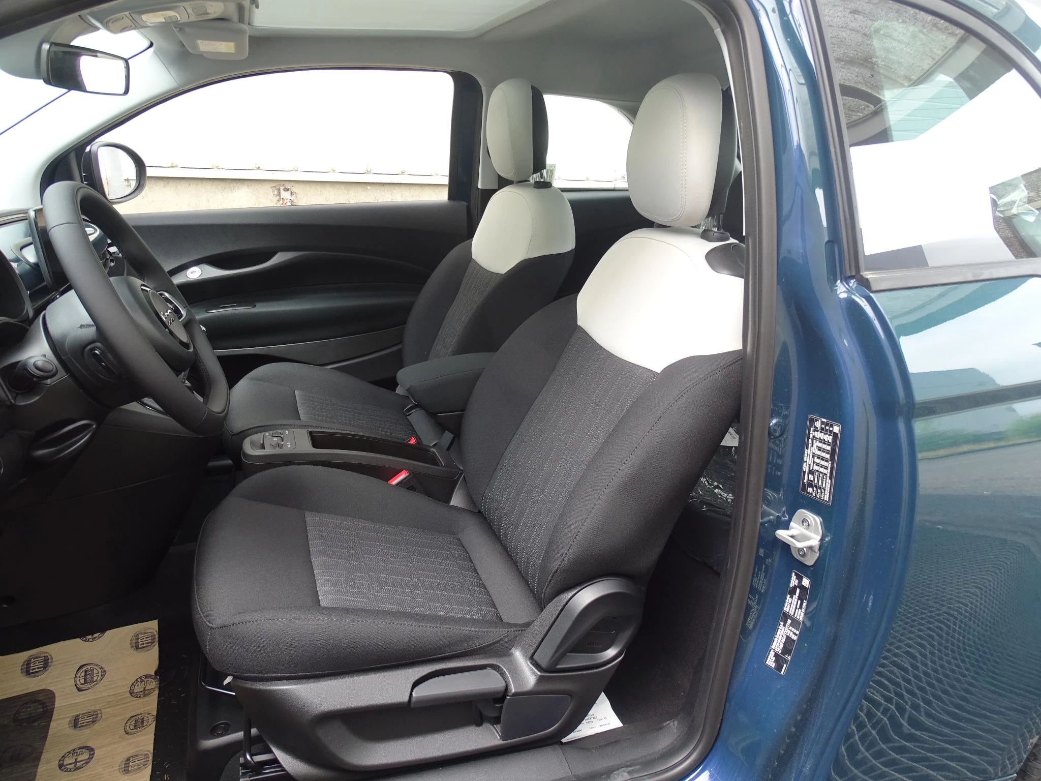 Fiat 500 1.0 Hybrid ICON +comfort pack+pano dak