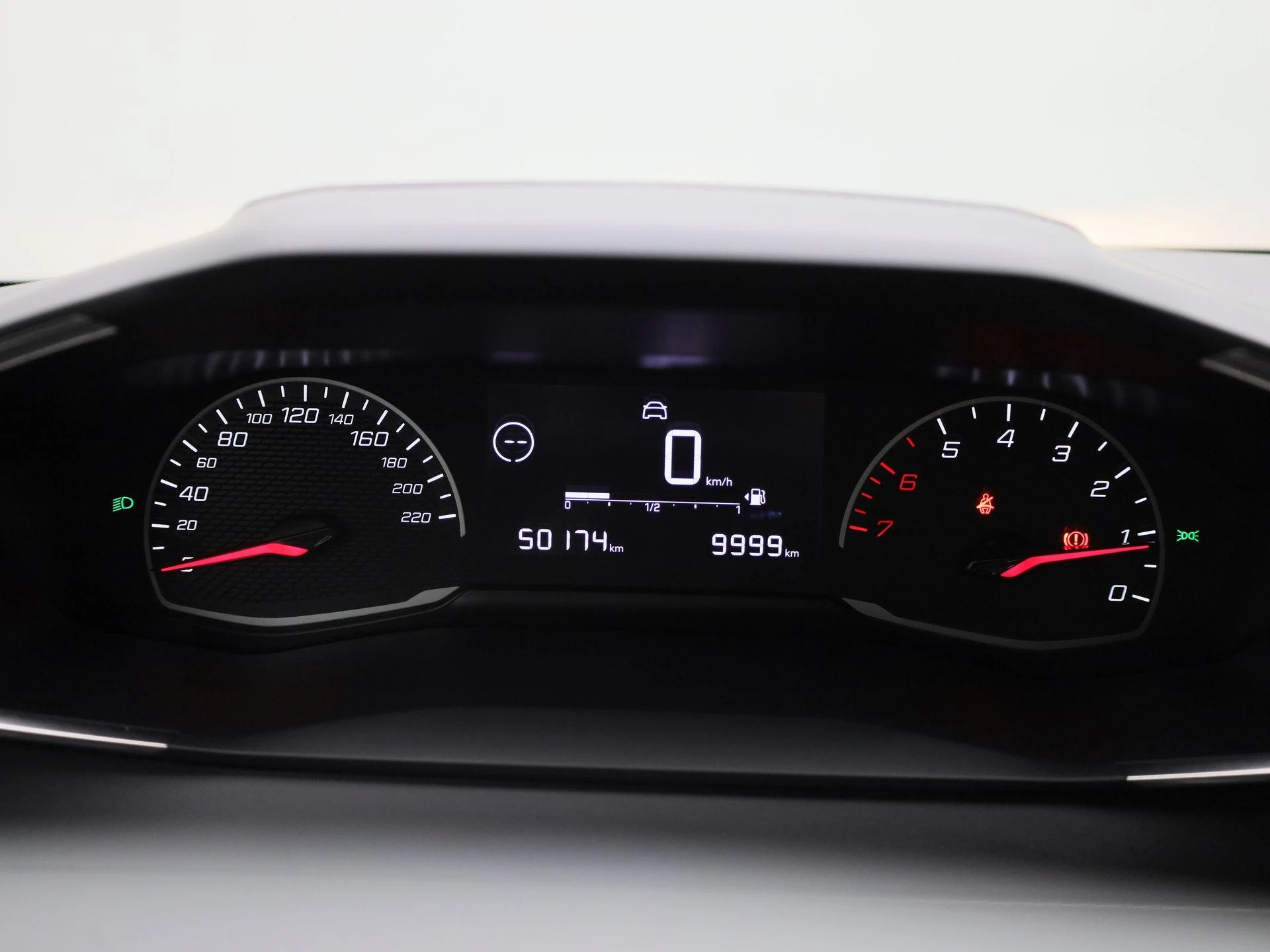 Peugeot-208-image-16