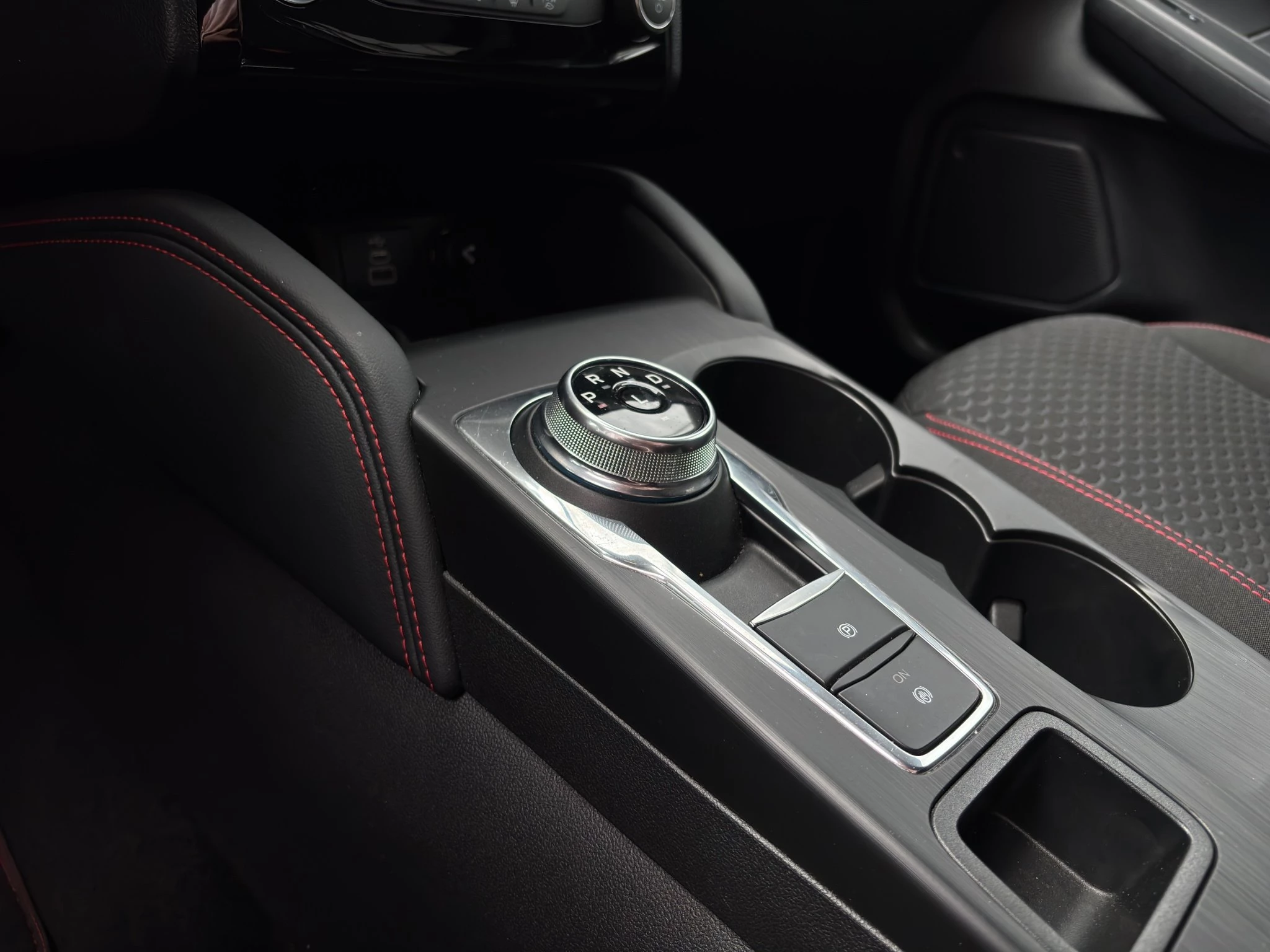 Ford Kuga ST-Line Plug-in*LED-MATRIX*KAM*NAVI*WINTER-PKT.