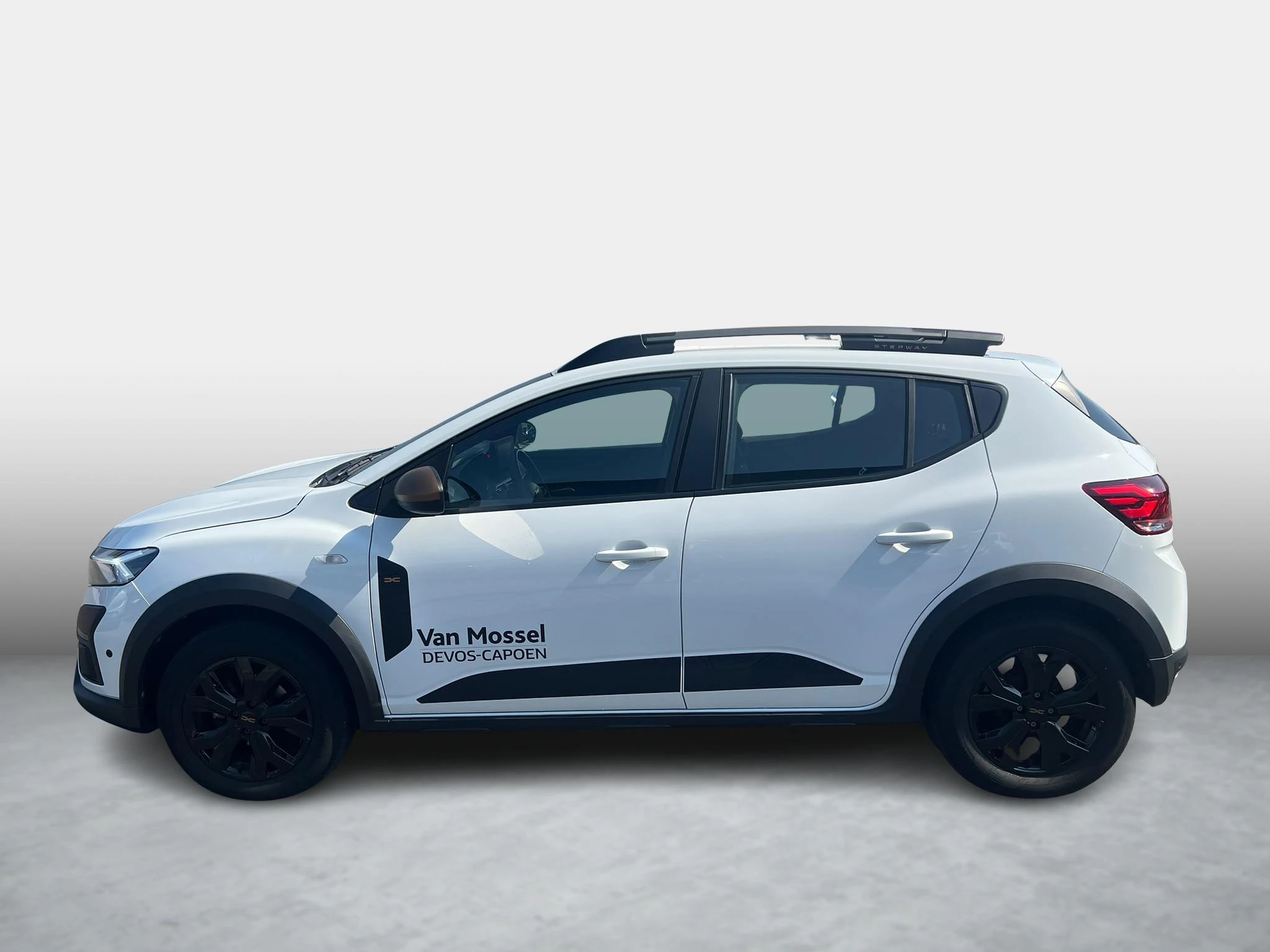 Dacia-Sandero Stepway-image-7