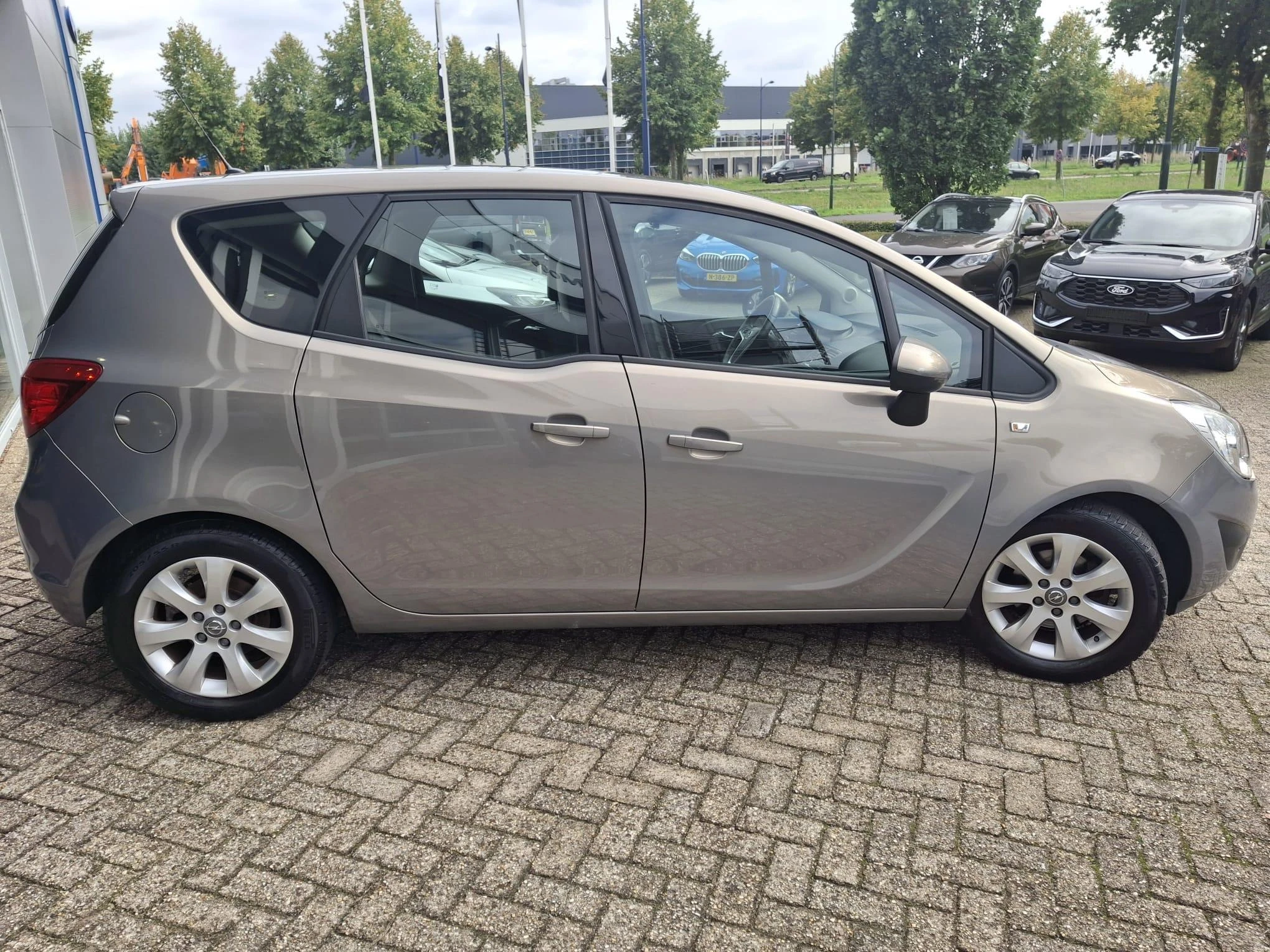 Opel-Meriva-image-5