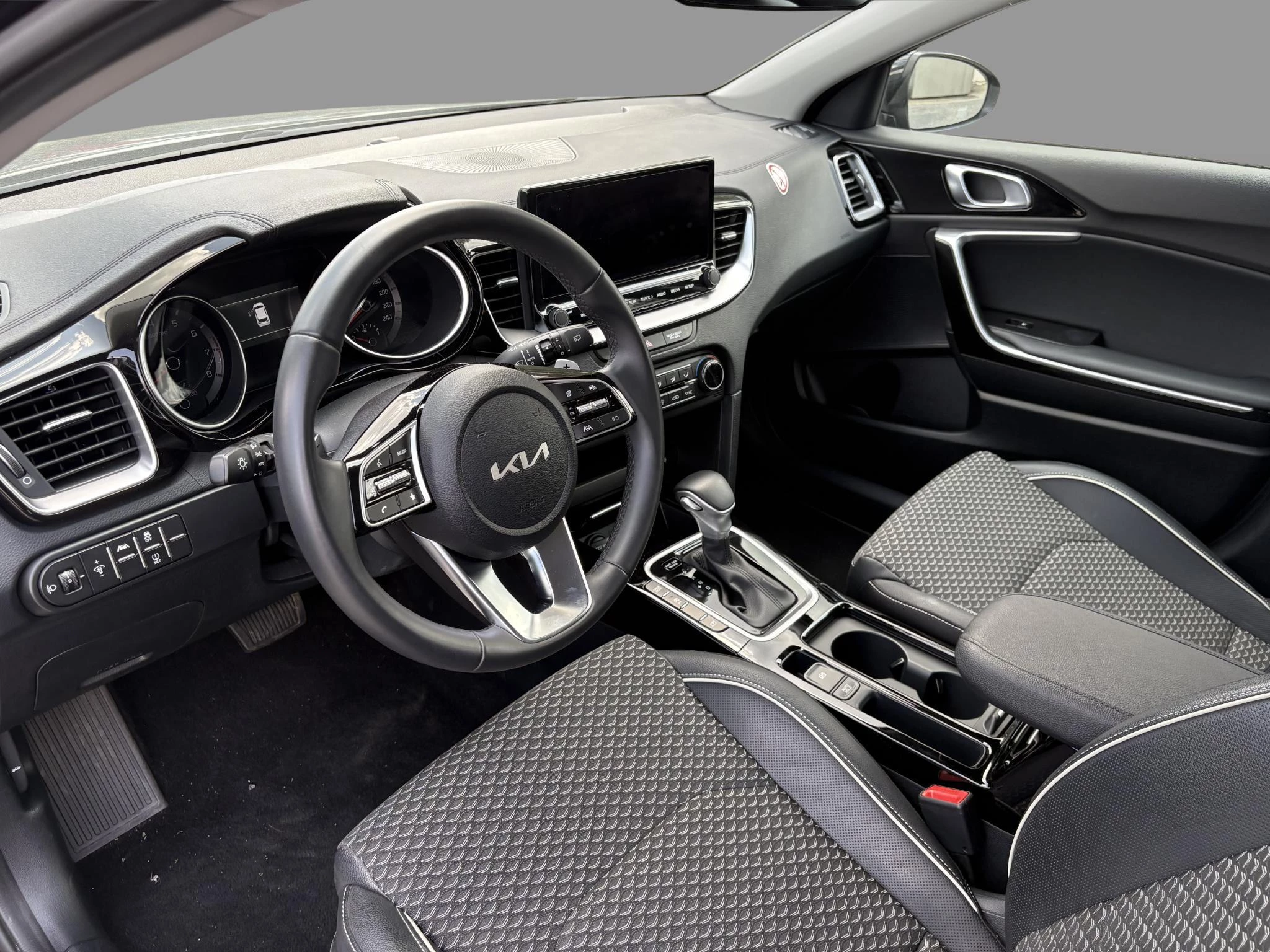 Kia-cee'd-image-14