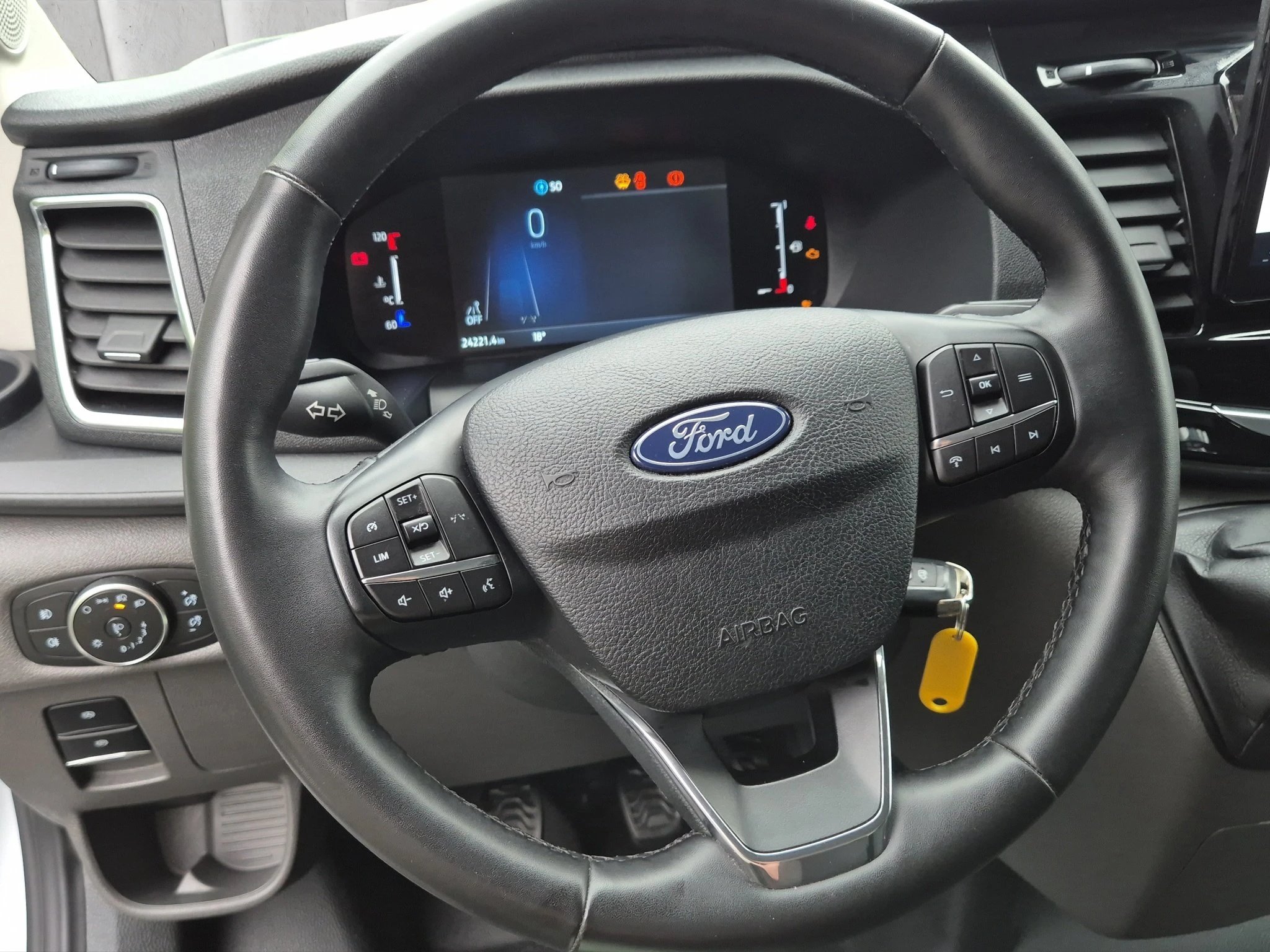 Ford-Transit-image-12