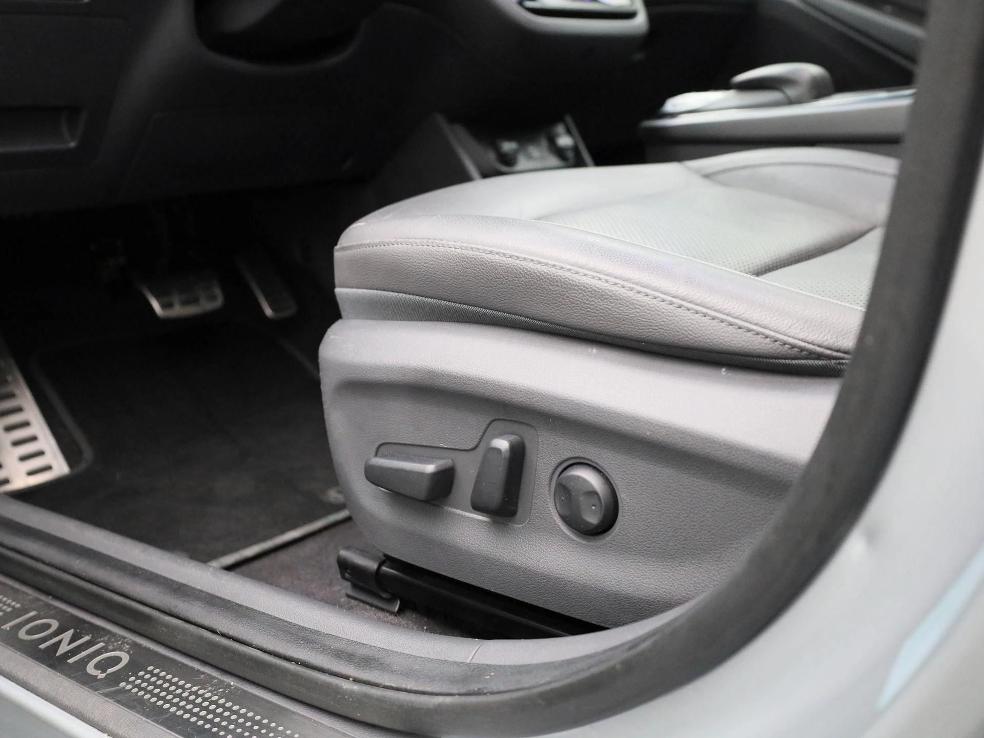 Hyundai-IONIQ-image-29