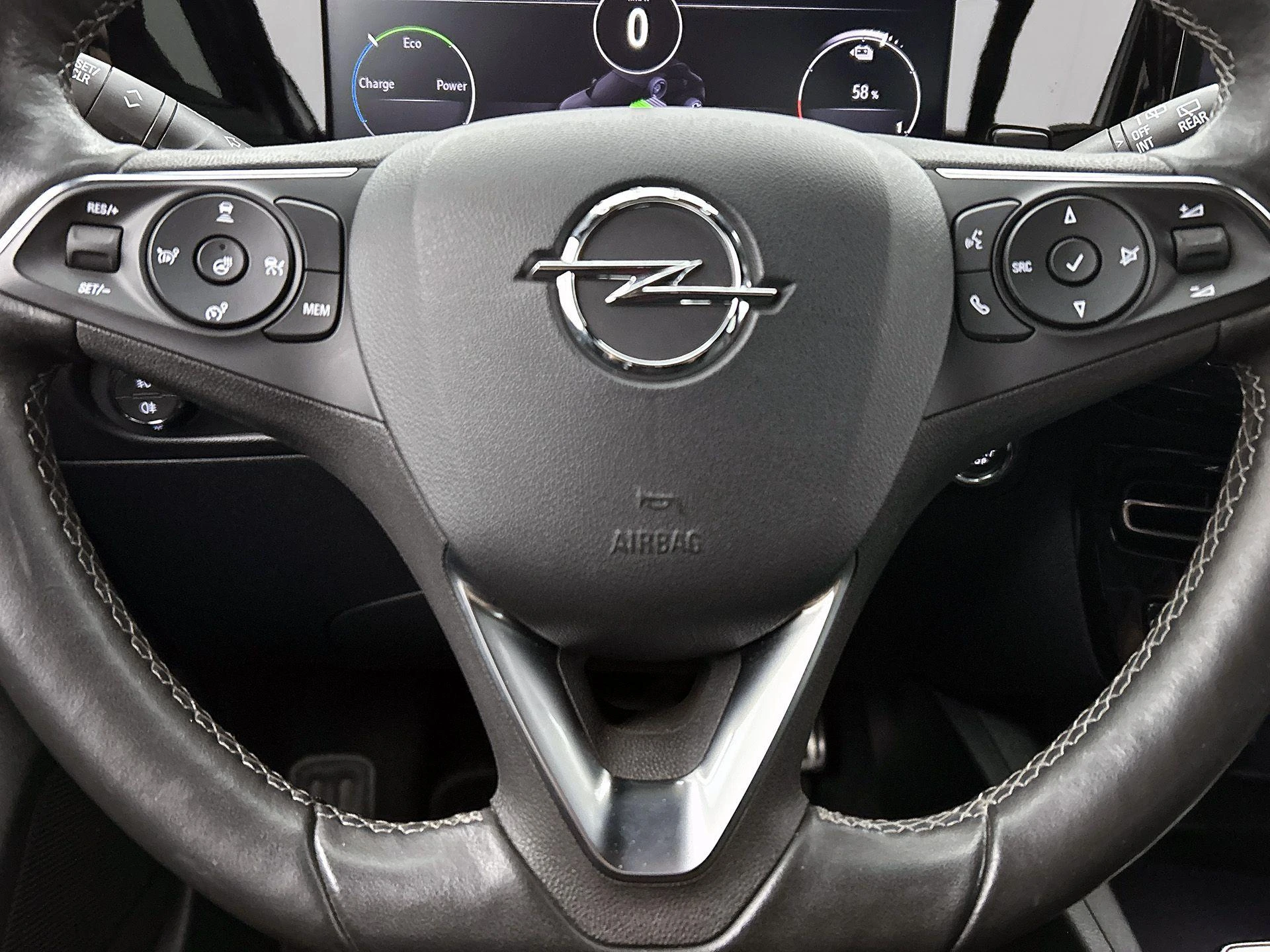 Opel-Mokka-e-image-38